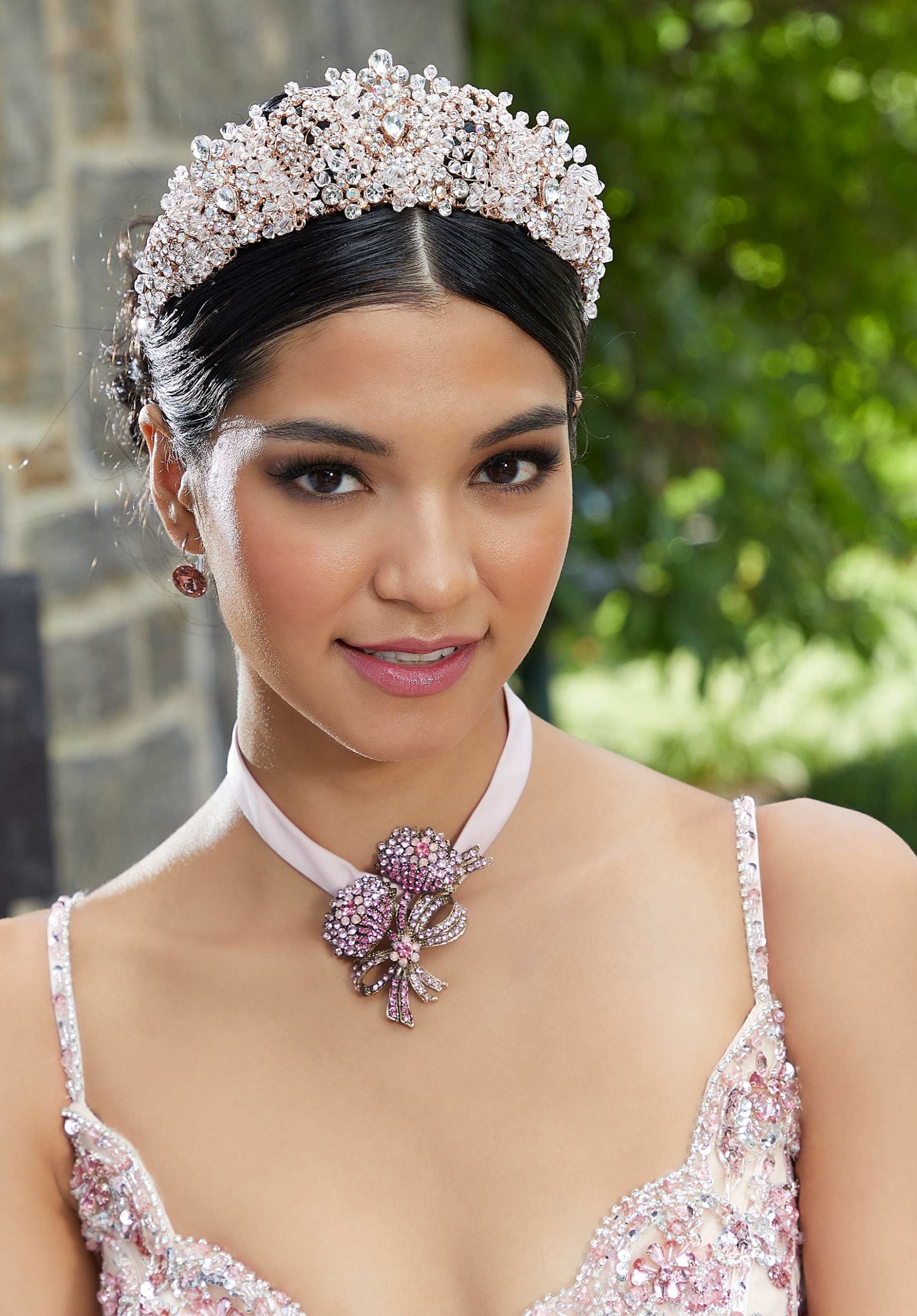 morilee-vizcaya-quincea-era-headpiece-haarschmuck image 2