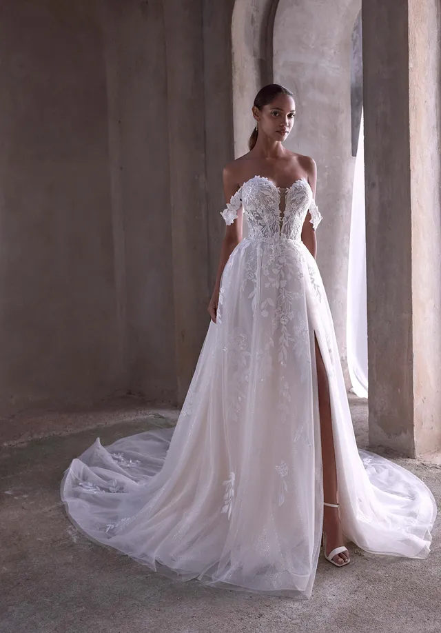 morilee-filippa-brautkleid-a-linie-mit-glitzer-t-ll-und-schlitz image 1