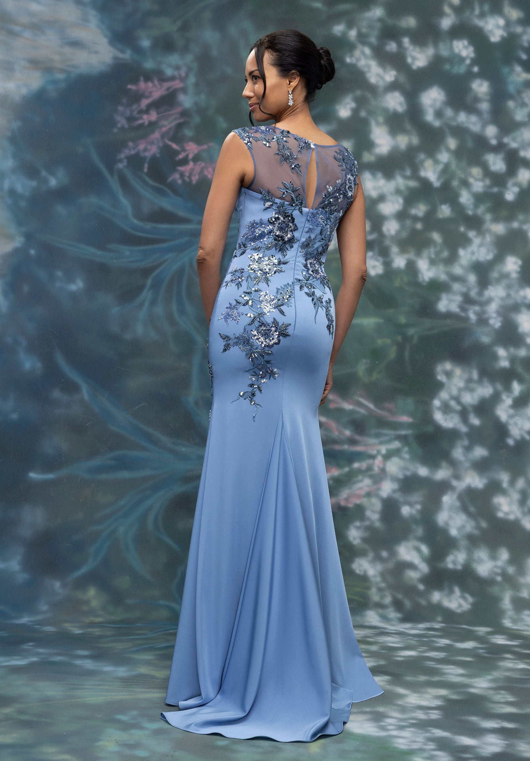 morilee-fit-and-flare-abendkleid-stretch-crepe-mit-illusions-ausschnitt image 3