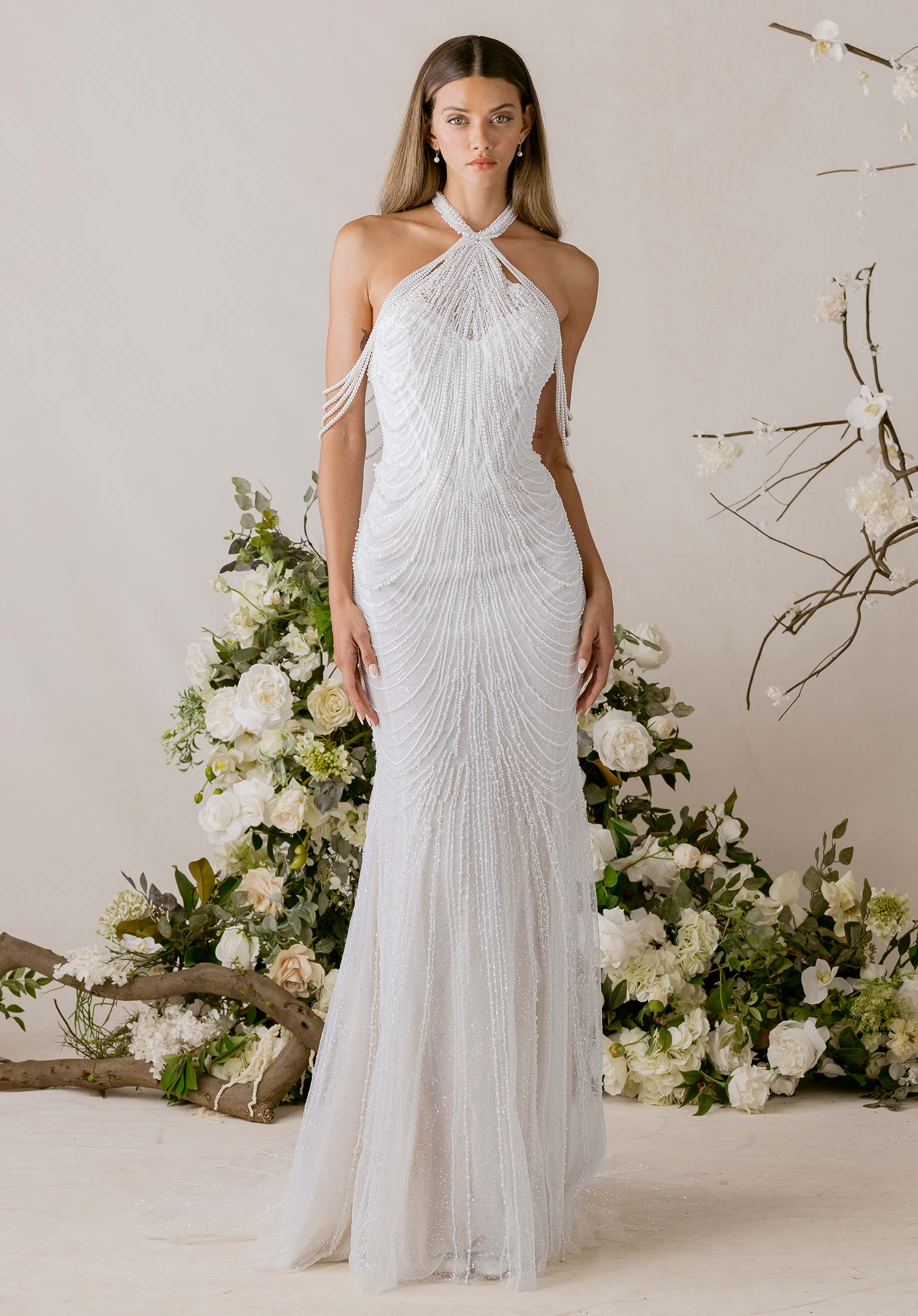 morilee-adagio-etuikleid-brautkleid-mit-perlen image 1