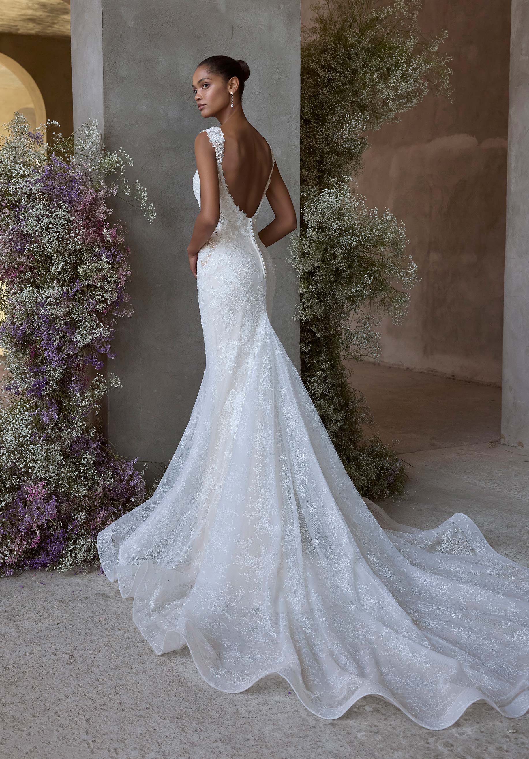 morilee-evangeline-brautkleid-chantilly-spitze-sheath image 4