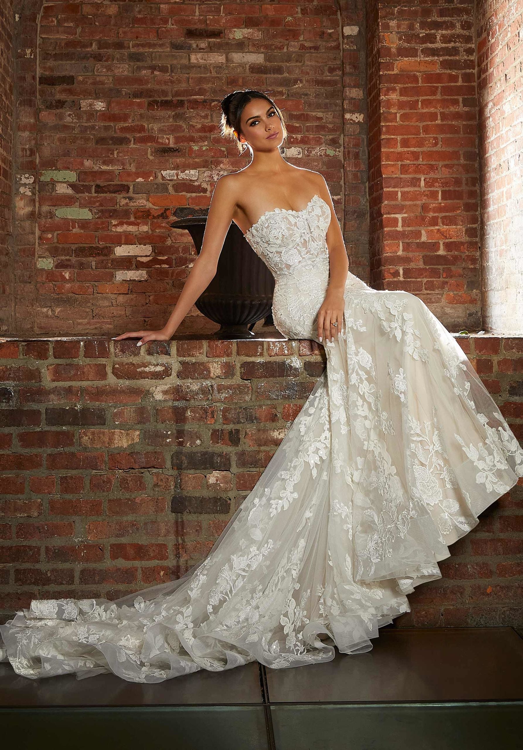 morilee-hazel-fit-flare-brautkleid-mit-abnehmbaren-pouf-rmeln image 3