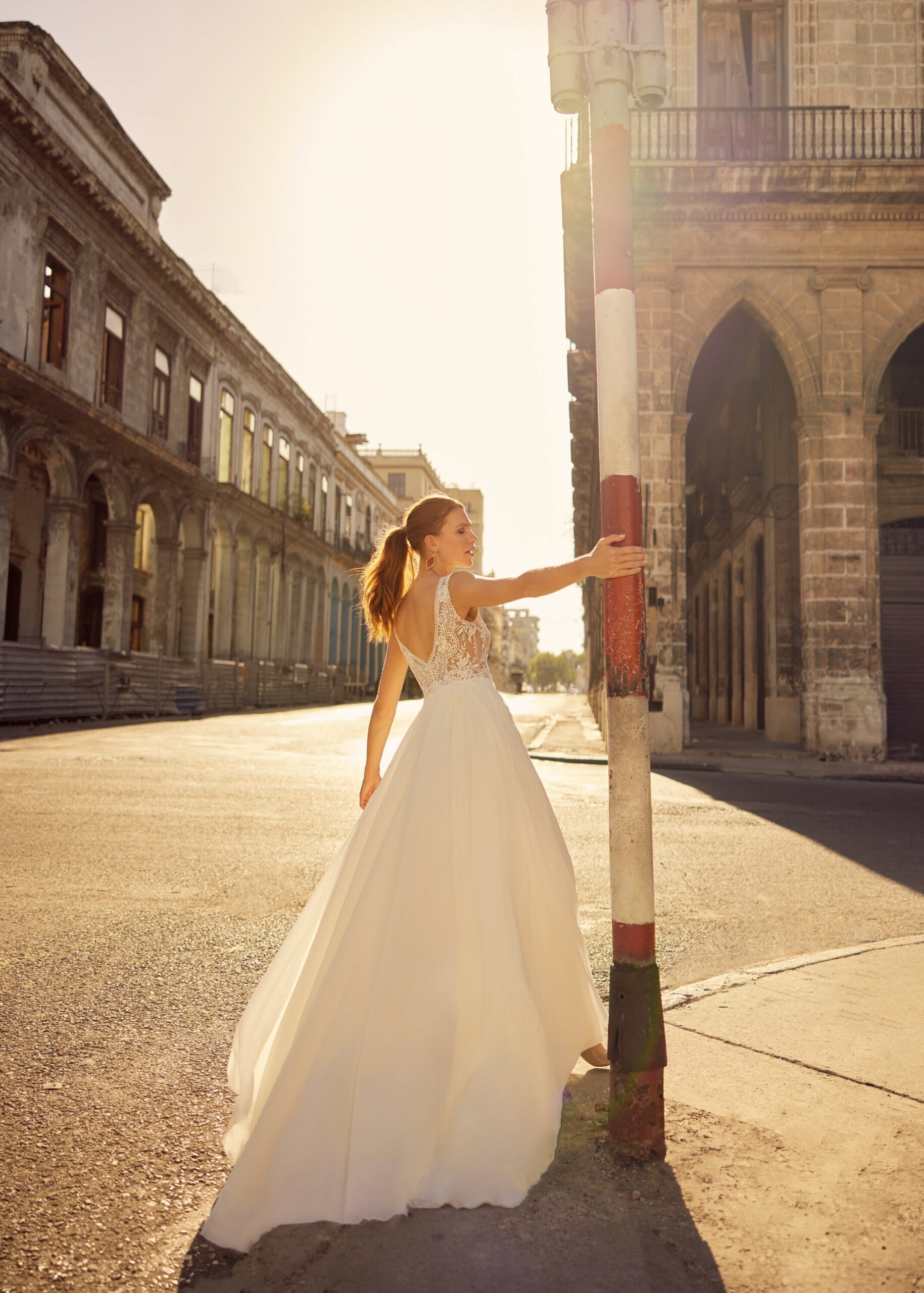 gbs-herve-paris-bridal-lauren-brautkleid-libre-collection-festliche-komplettgard image 4