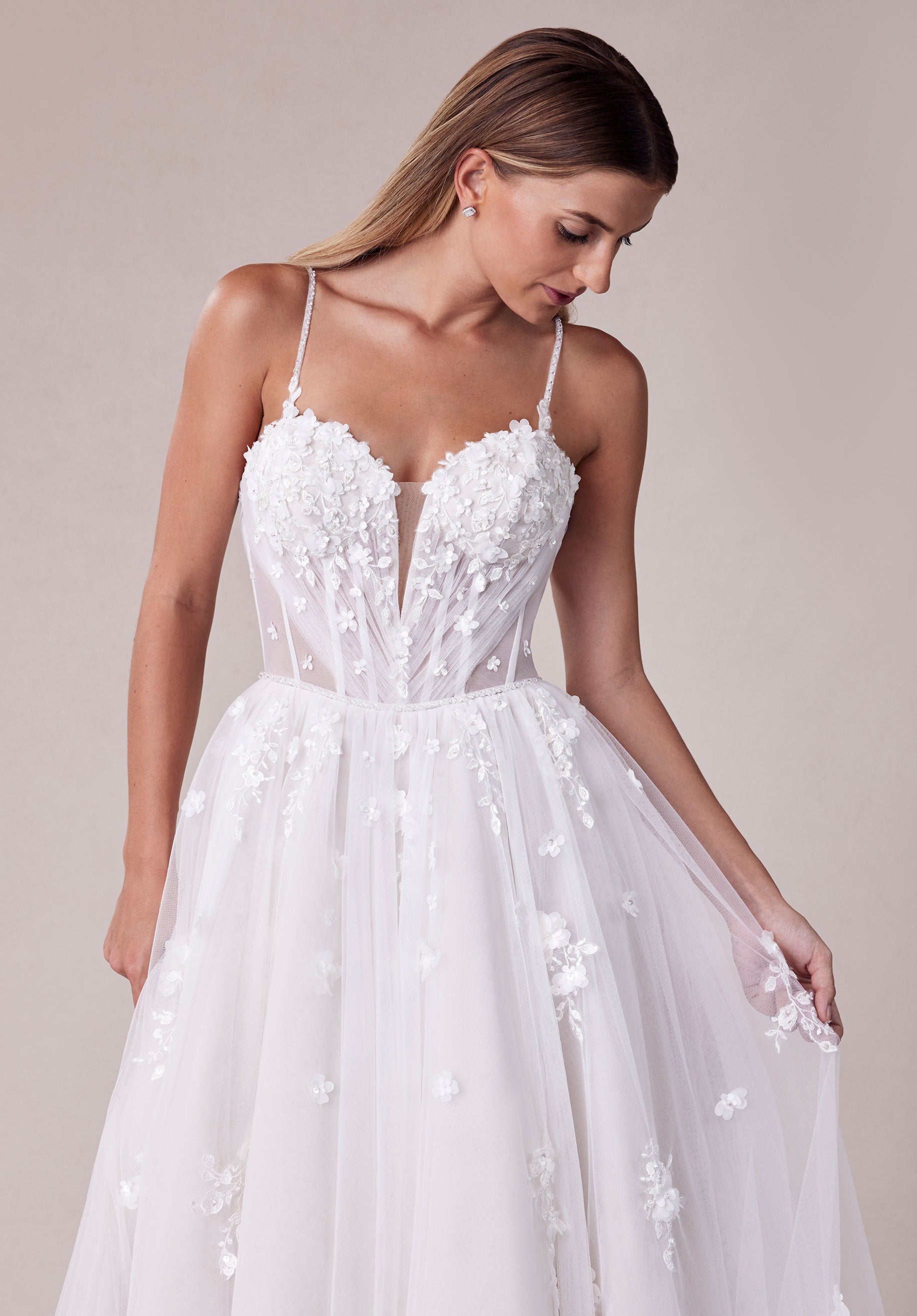 morilee-samira-brautkleid-boho-ballkleid-mit-korsett-und-t-llrock image 8