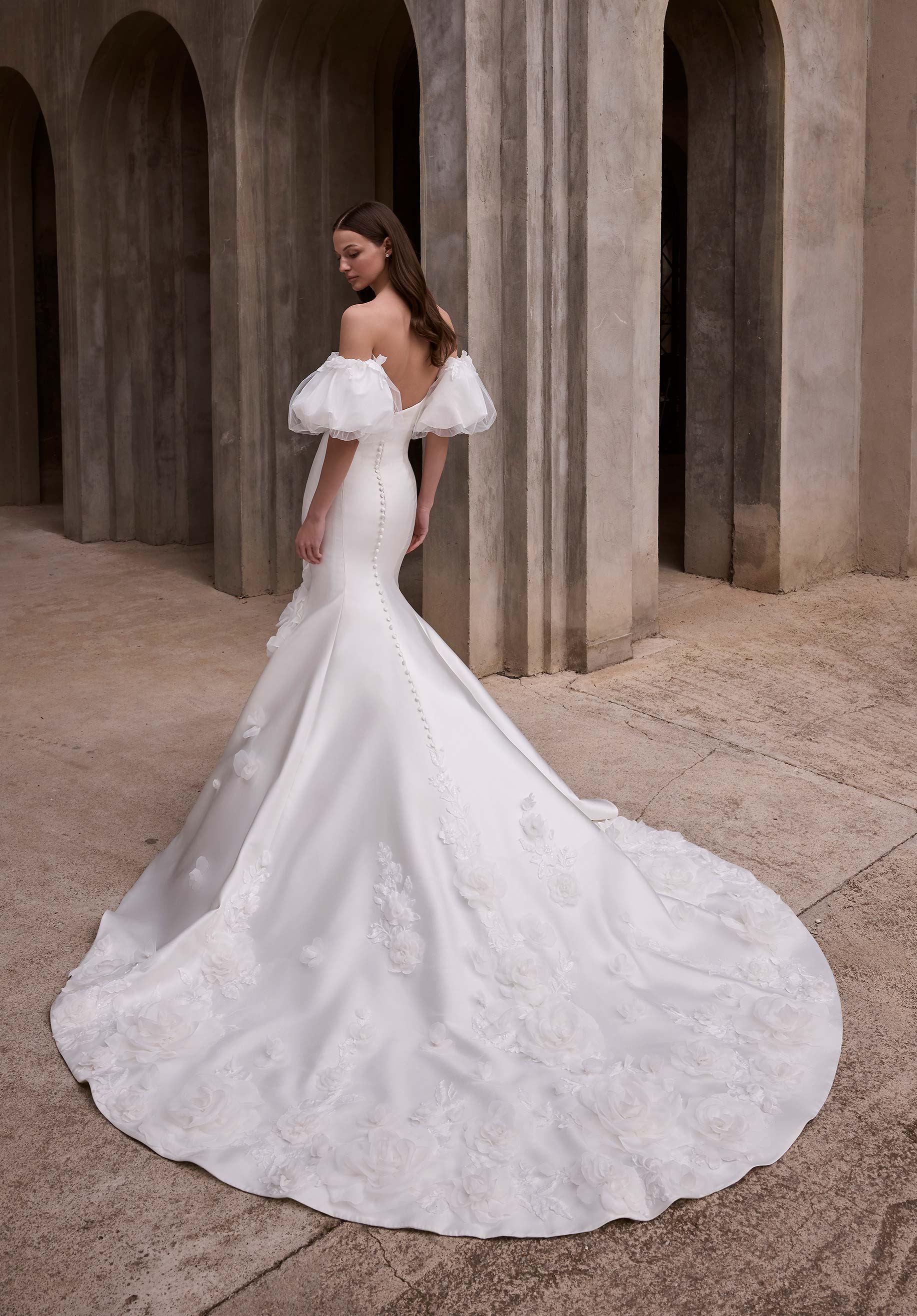 morilee-aelina-brautkleid-fit-flare-mikado-mit-puff-rmeln image 6