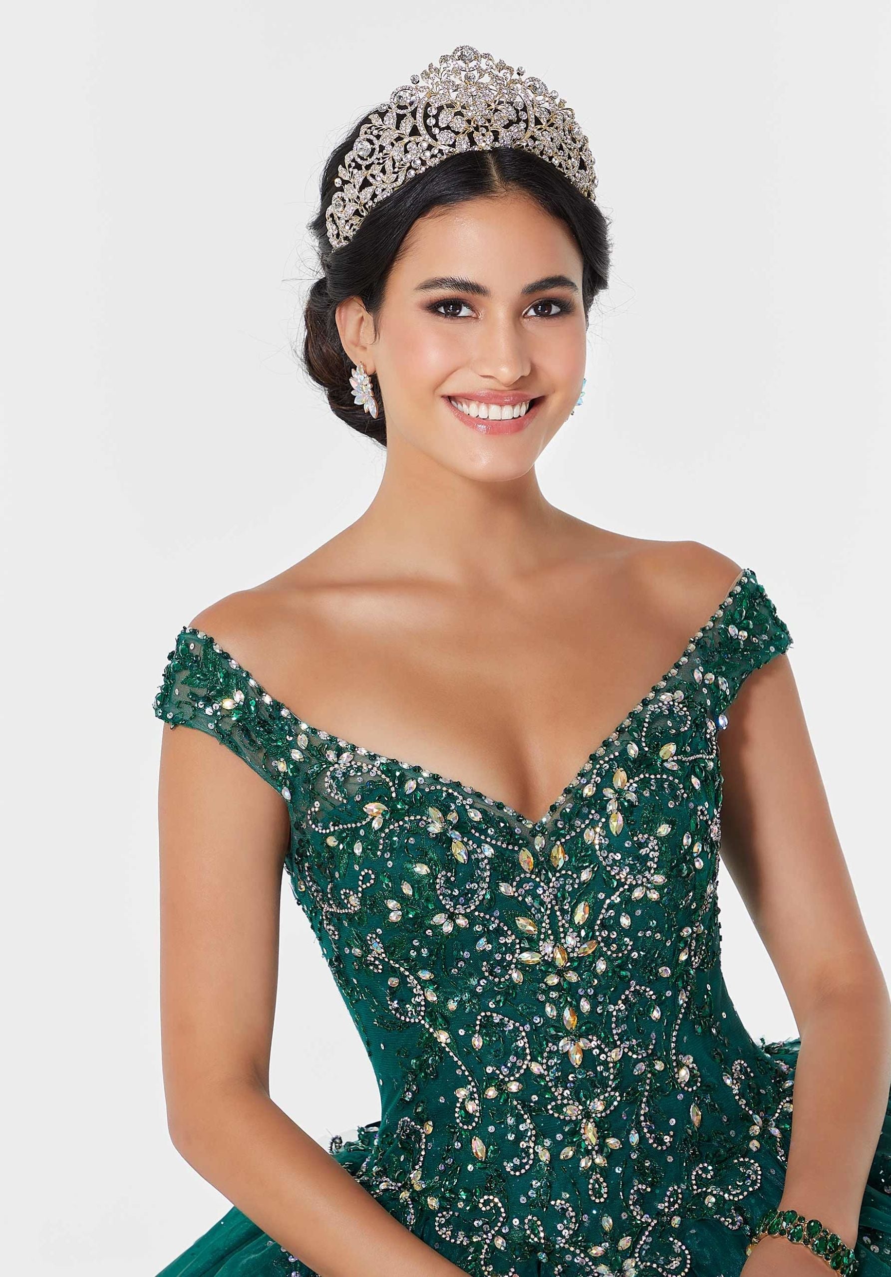 morilee-vizcaya-quinceanera-kopfschmuck-tiara image 2
