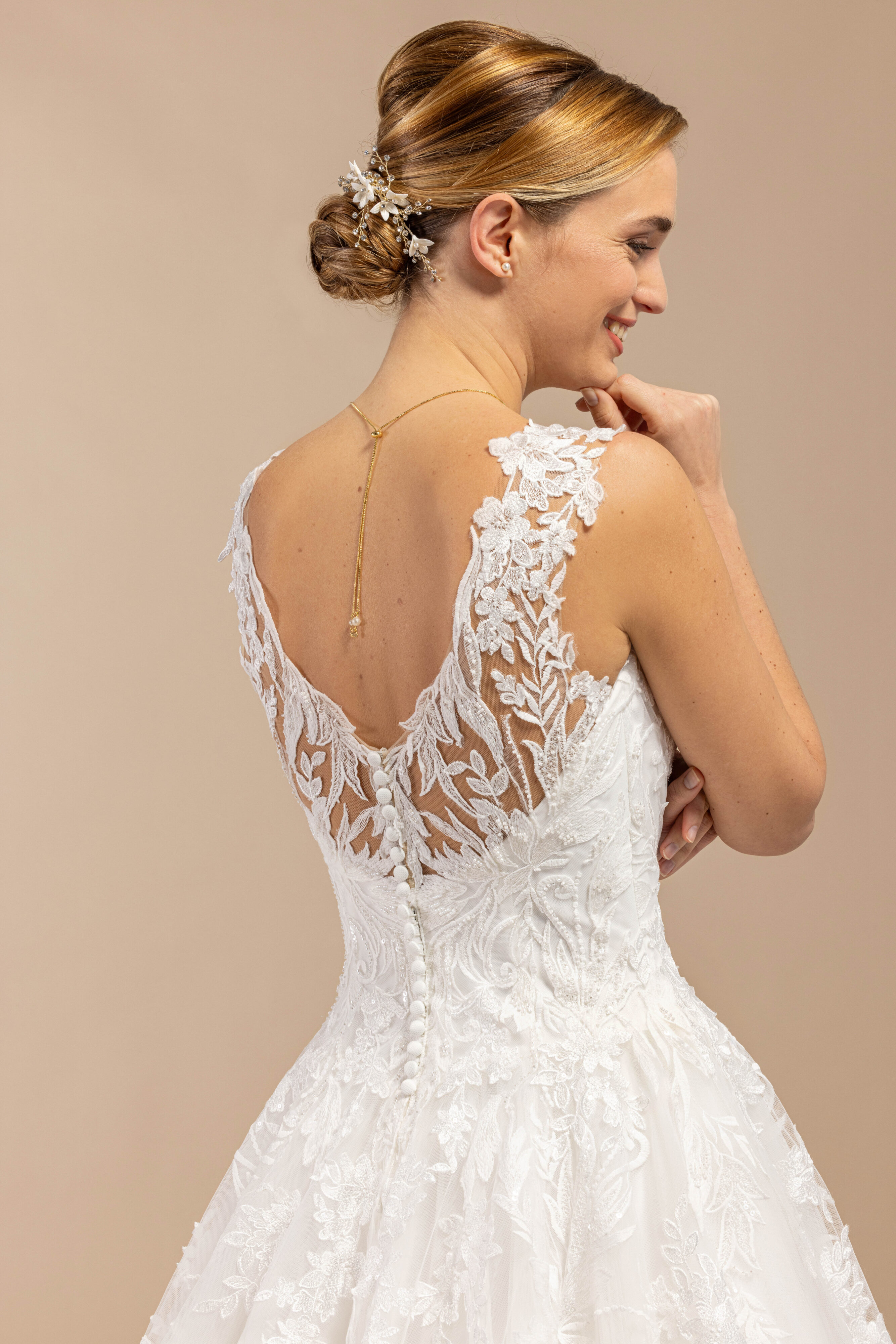 eglantine-bahamas-brautkleid-ivoire-wei-gr-e-34-74 image 2