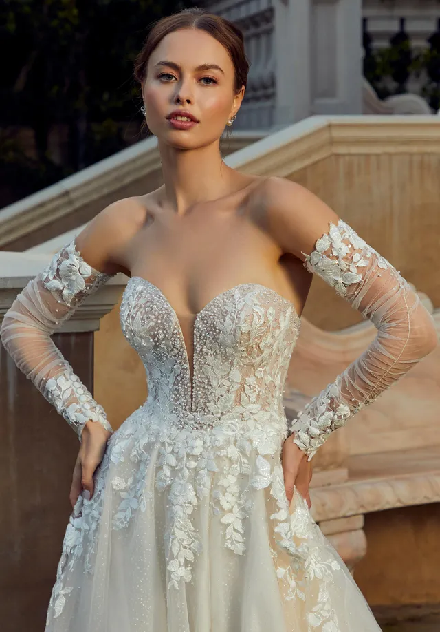 morilee-brautkleid-mit-gerafften-langarm-und-bl-tenstickerei image 1