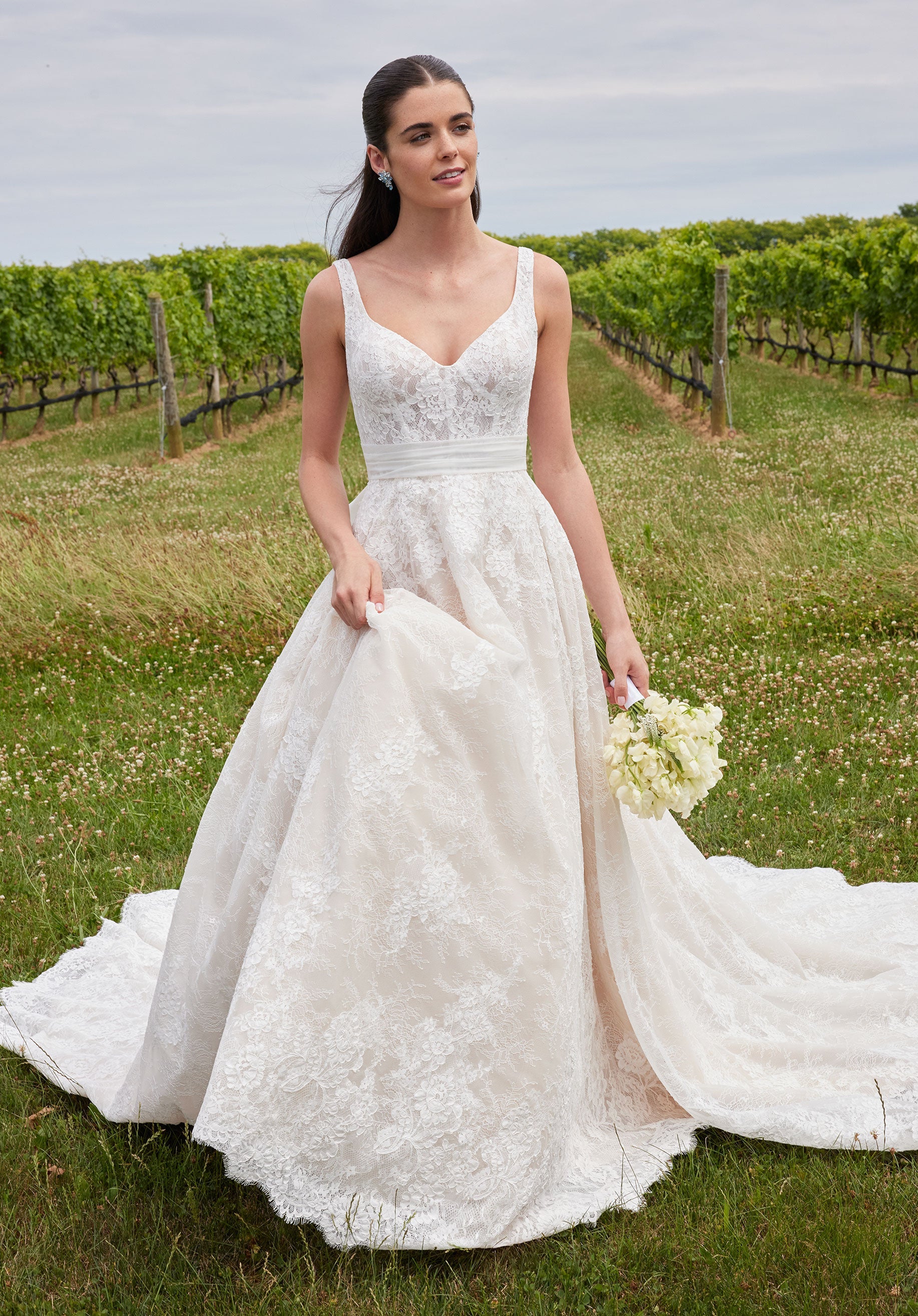morilee-selah-ballkleid-aus-alencon-spitze-mit-schleifensch-rpe image 3