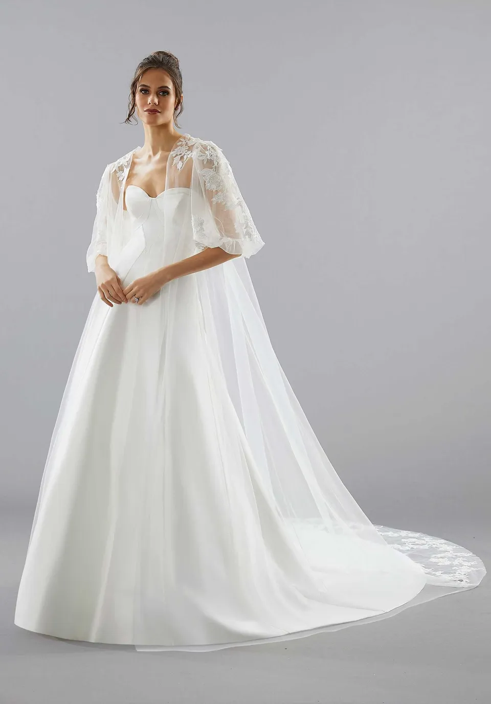 morilee-venice-cape-t-ll-brautcape-mit-spitzenapplikationen image 1