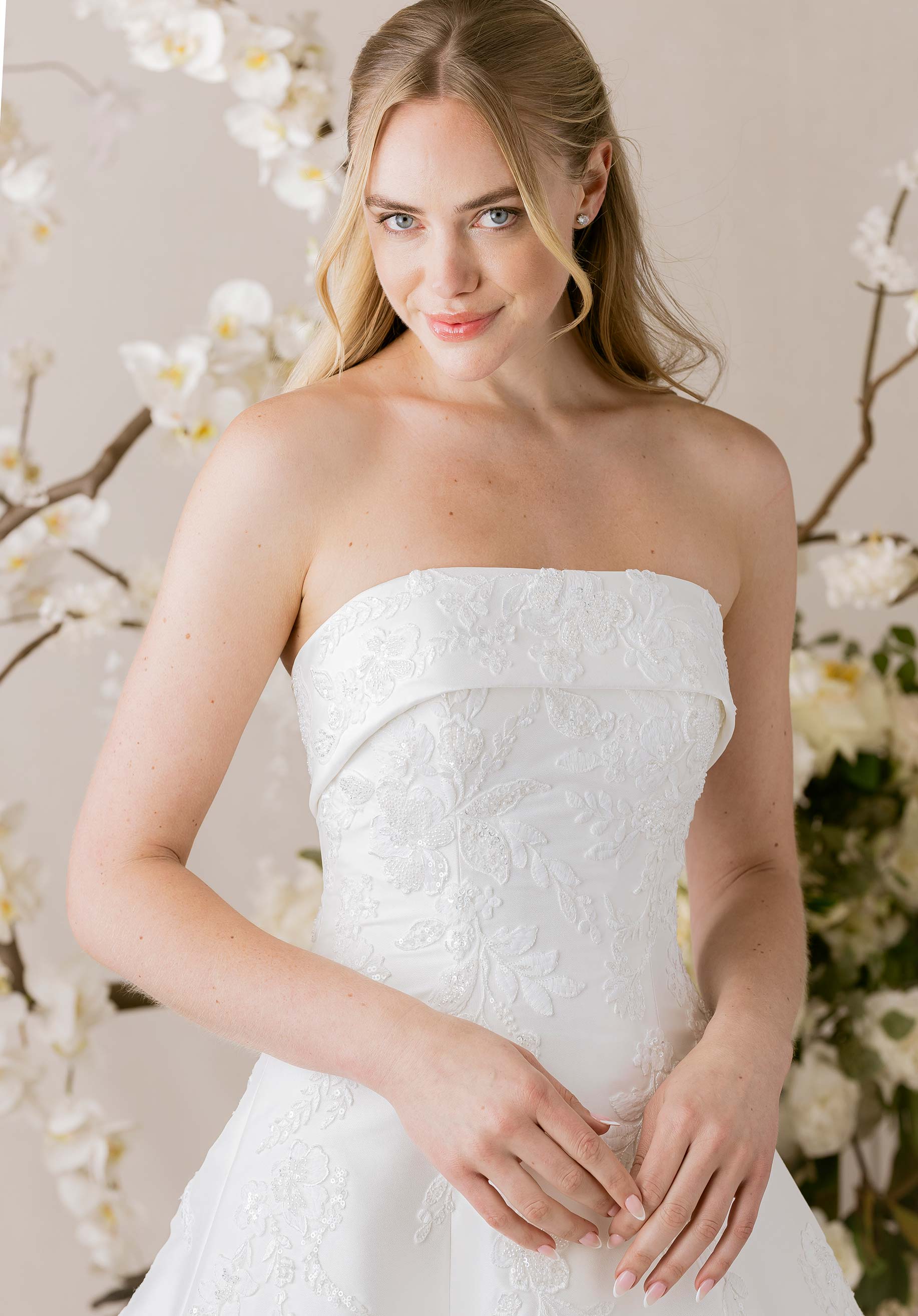 morilee-isadora-mikado-a-linie-brautkleid-mit-perlen-spitze image 2