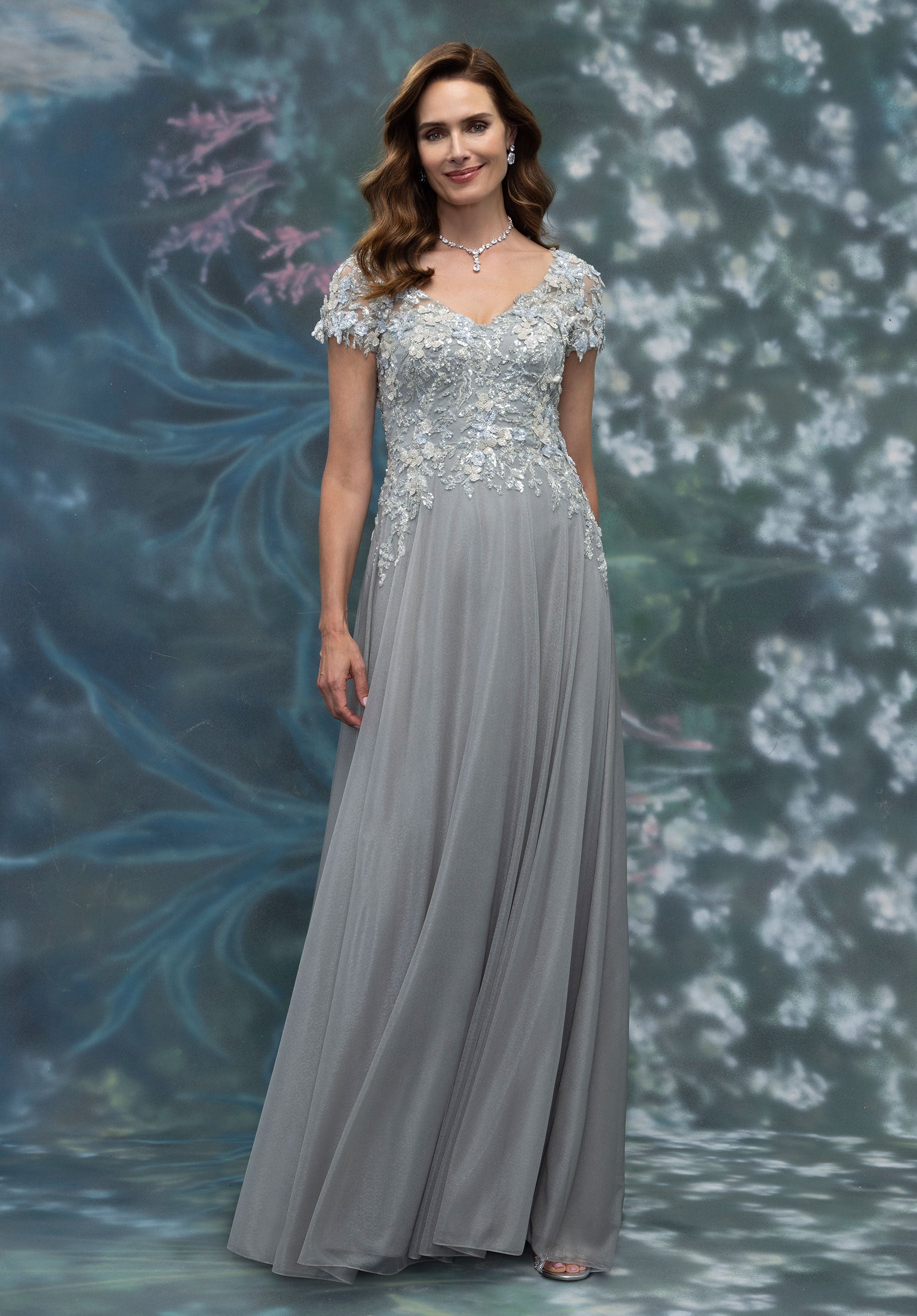 morilee-abendkleid-a-linie-chiffon-mit-kurzarm-3d-florals-und-handbeading image 3