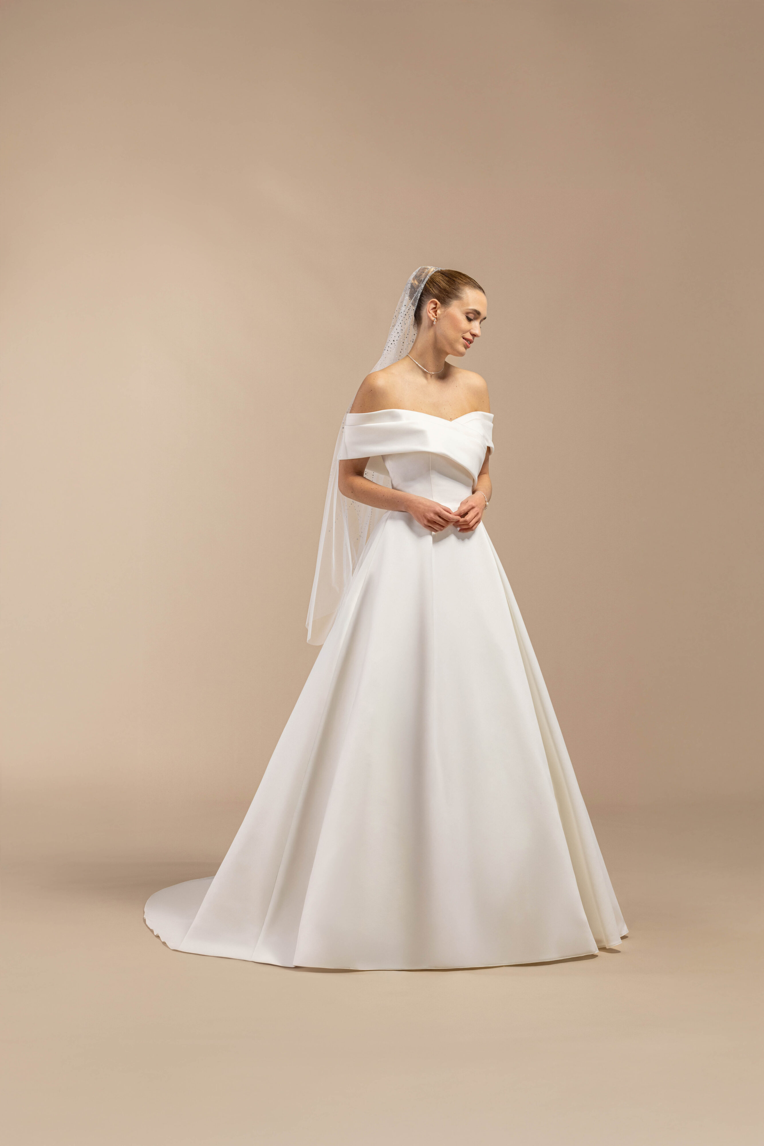 eglantine-blues-brautkleid-in-elfenbein-gr-34-74 image 1