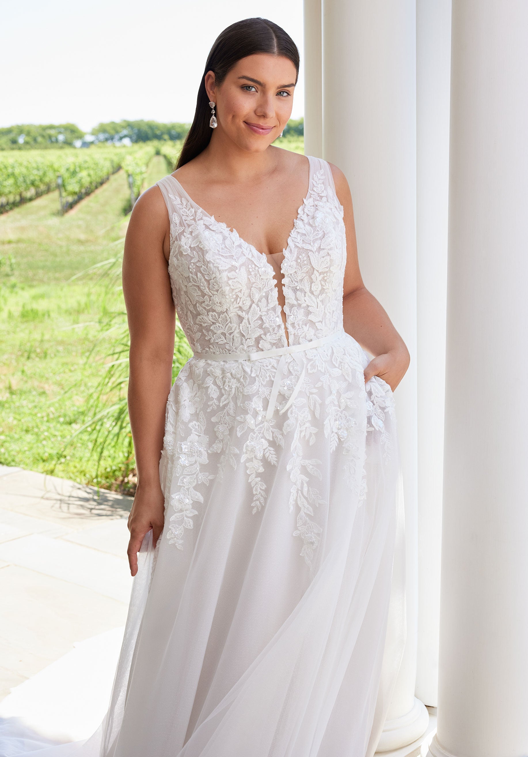 morilee-sequoia-brautkleid-a-linie-boho-spitze image 4
