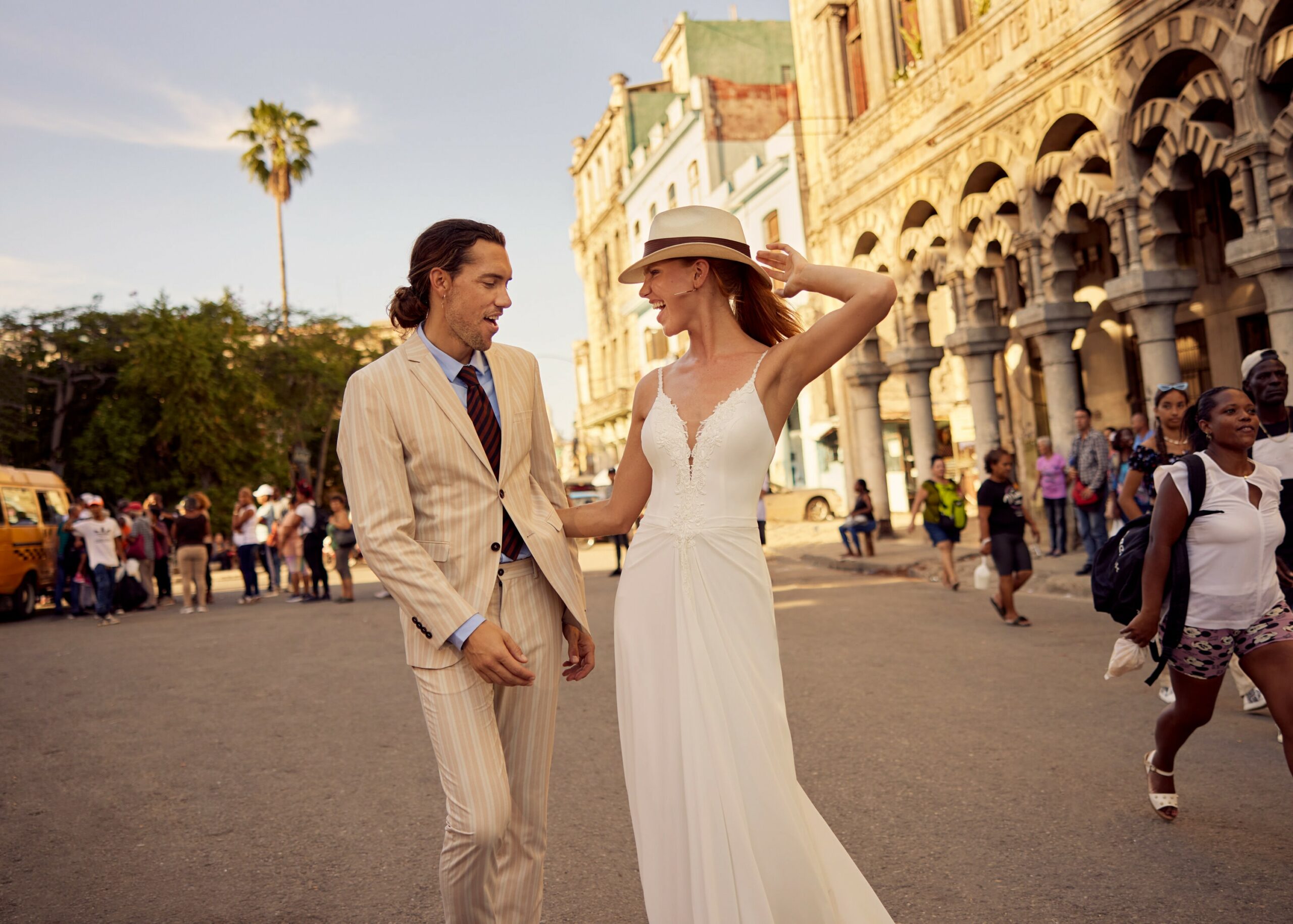 gbs-herve-paris-bridal-lullaby-brautkleid-libre-collection image 3