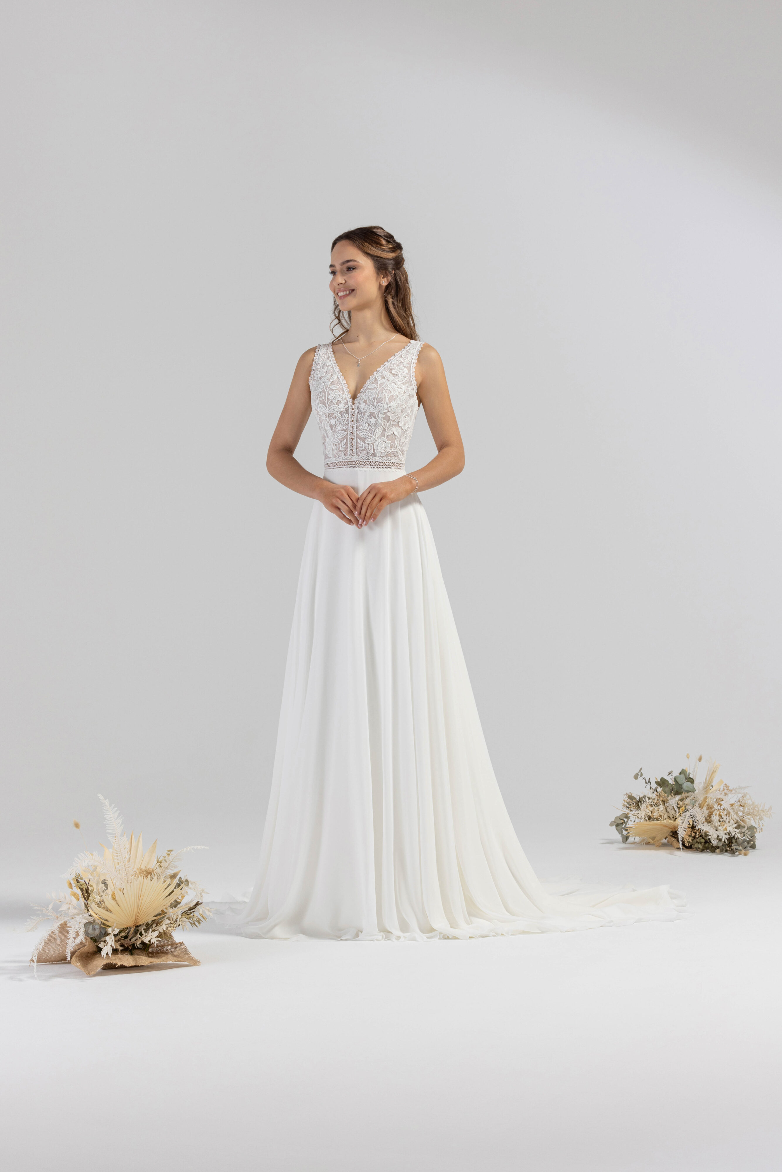 eglantine-libert-brautkleid-ivoire-gr-34-62 image 1