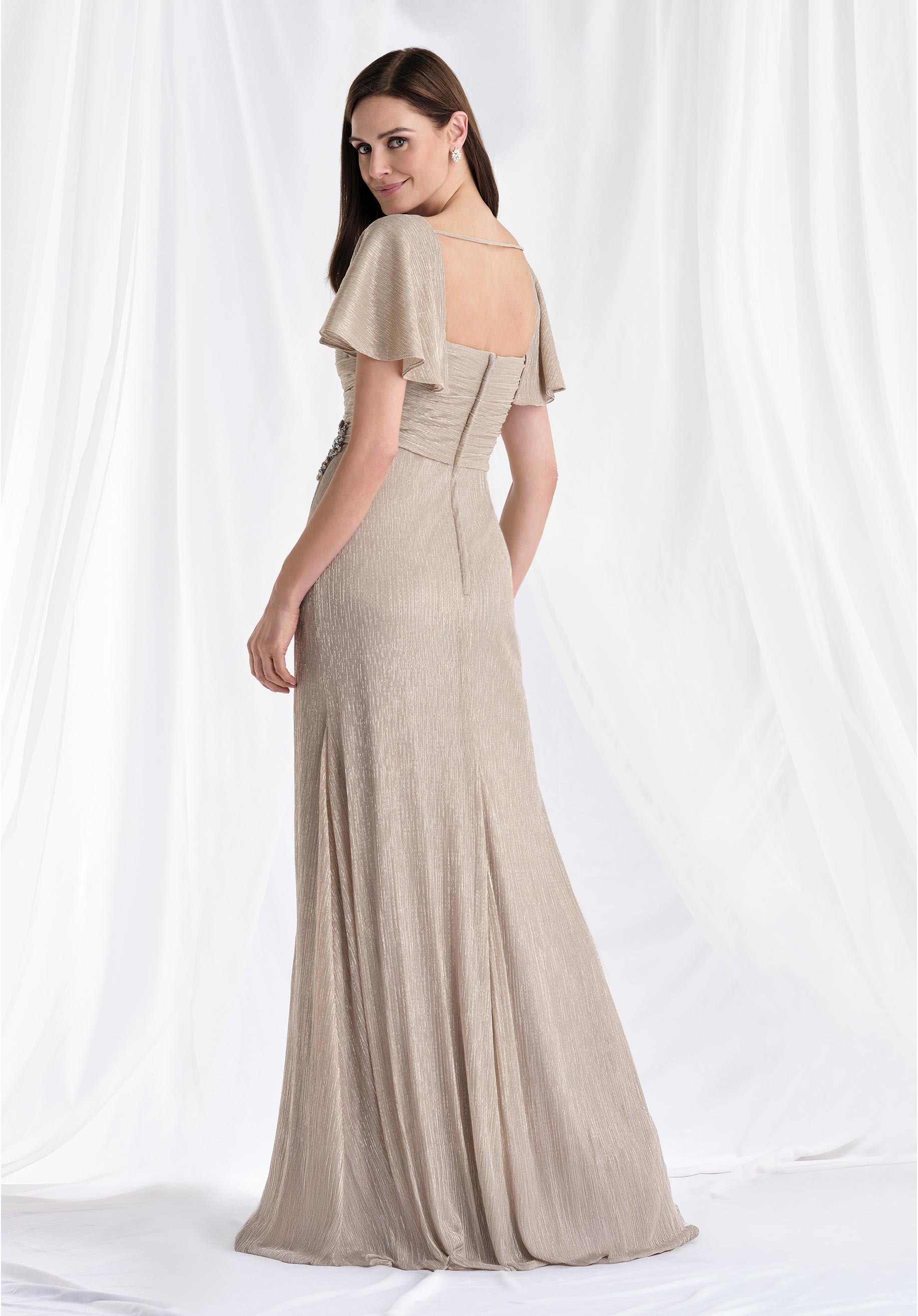 morilee-metallic-strick-abendkleid-drapiert-schlitz image 8