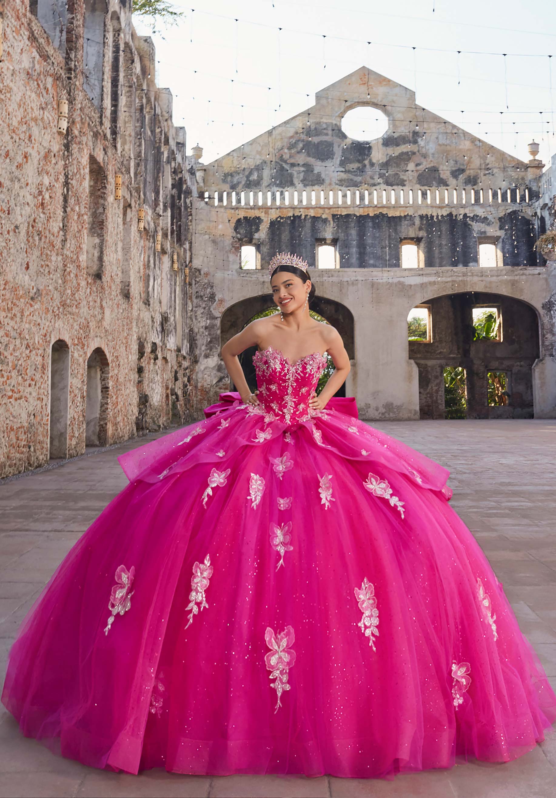 morilee-vizcaya-andrea-quincea-era-ballkleid-schmetterling image 3