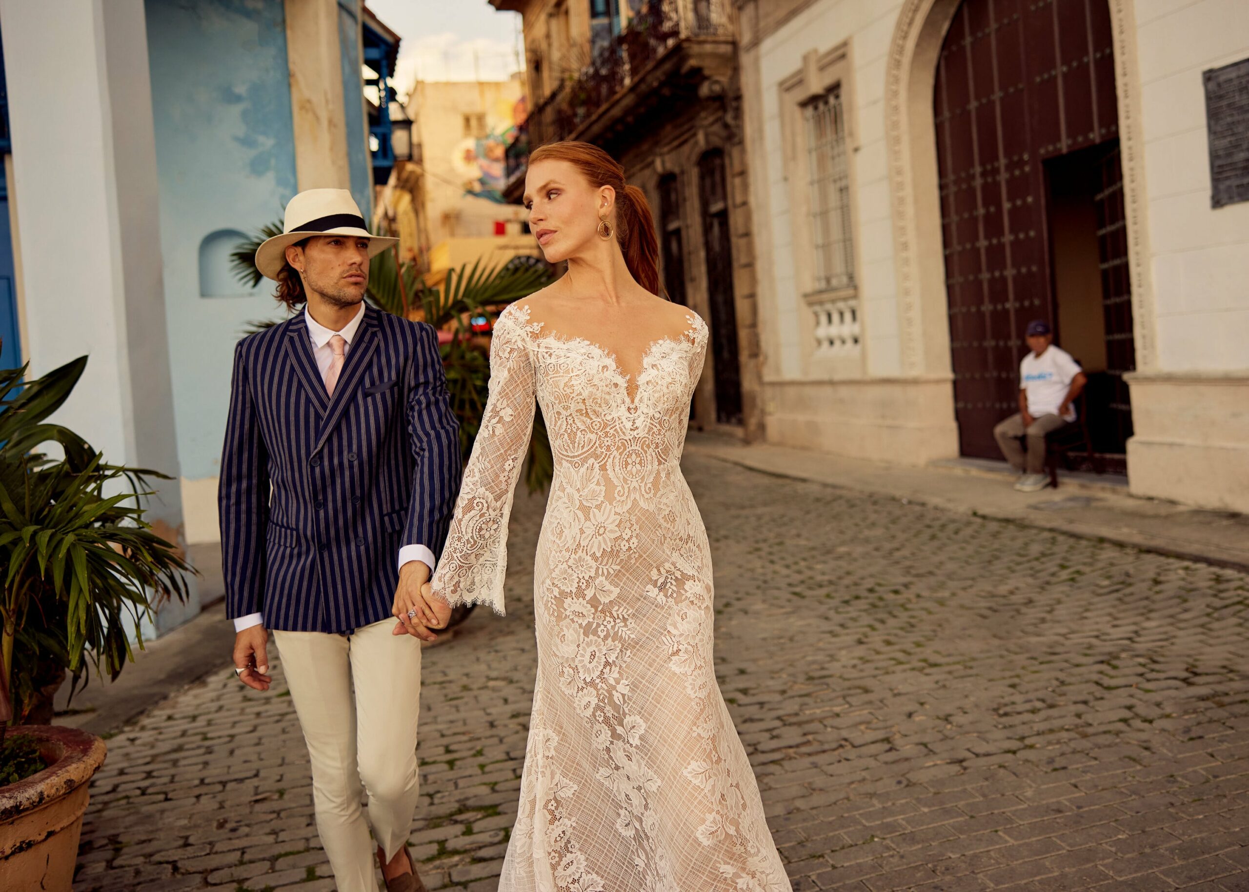 gbs-herve-paris-bridal-lyra-brautkleid-libre-collection image 3