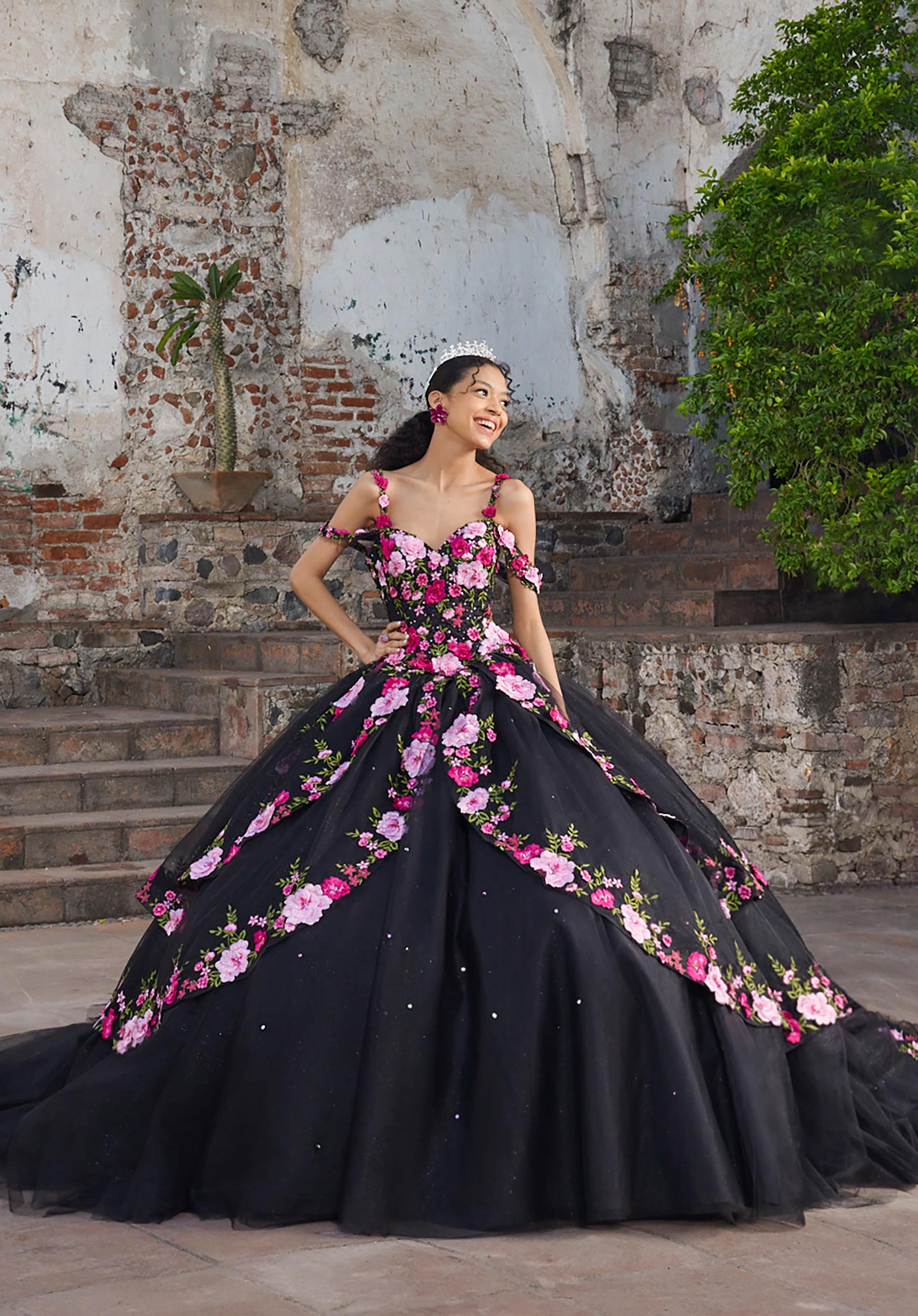 morilee-austyn-quincea-era-kleid-t-ll-mit-korsett-und-schleppe image 1