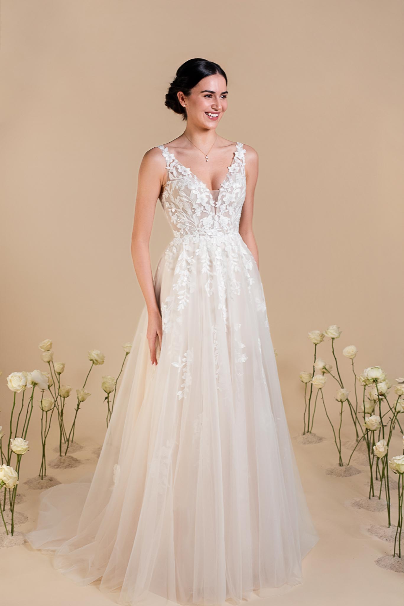 eglantine-isaline-brautkleid-ivoire-ros-ivoire-wei image 3