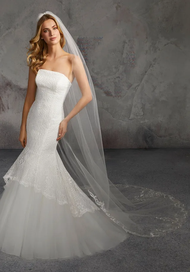 morilee-fingertipp-schleier-mit-strass-und-perlenkante image 1