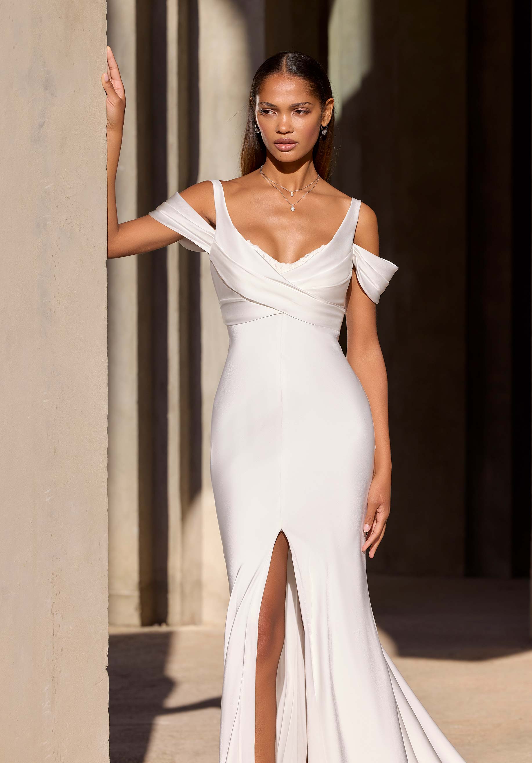 morilee-kalliope-brautkleid-meerjungfrau-satin-mit-schlitz-und-spitze image 4
