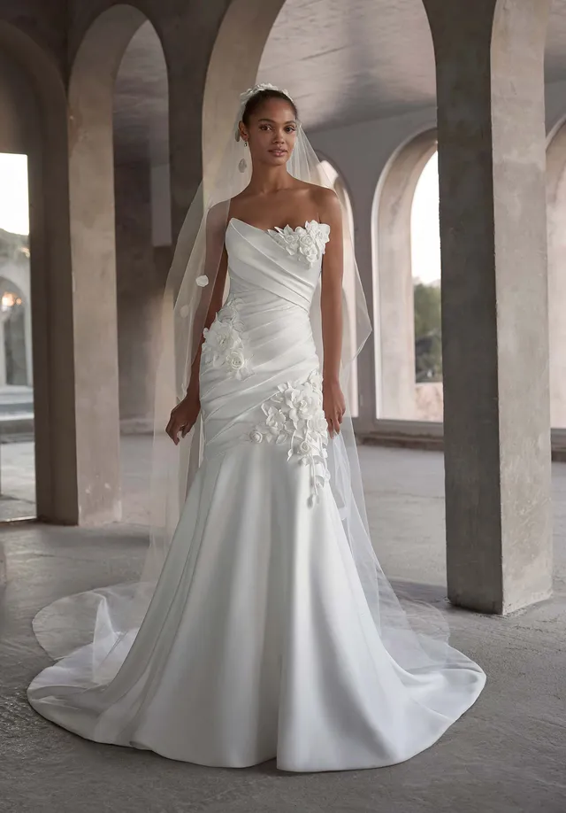 morilee-iana-brautkleid-fit-to-flare-satin-mit-3d-bl-ten-und-schn-rcorset image 1