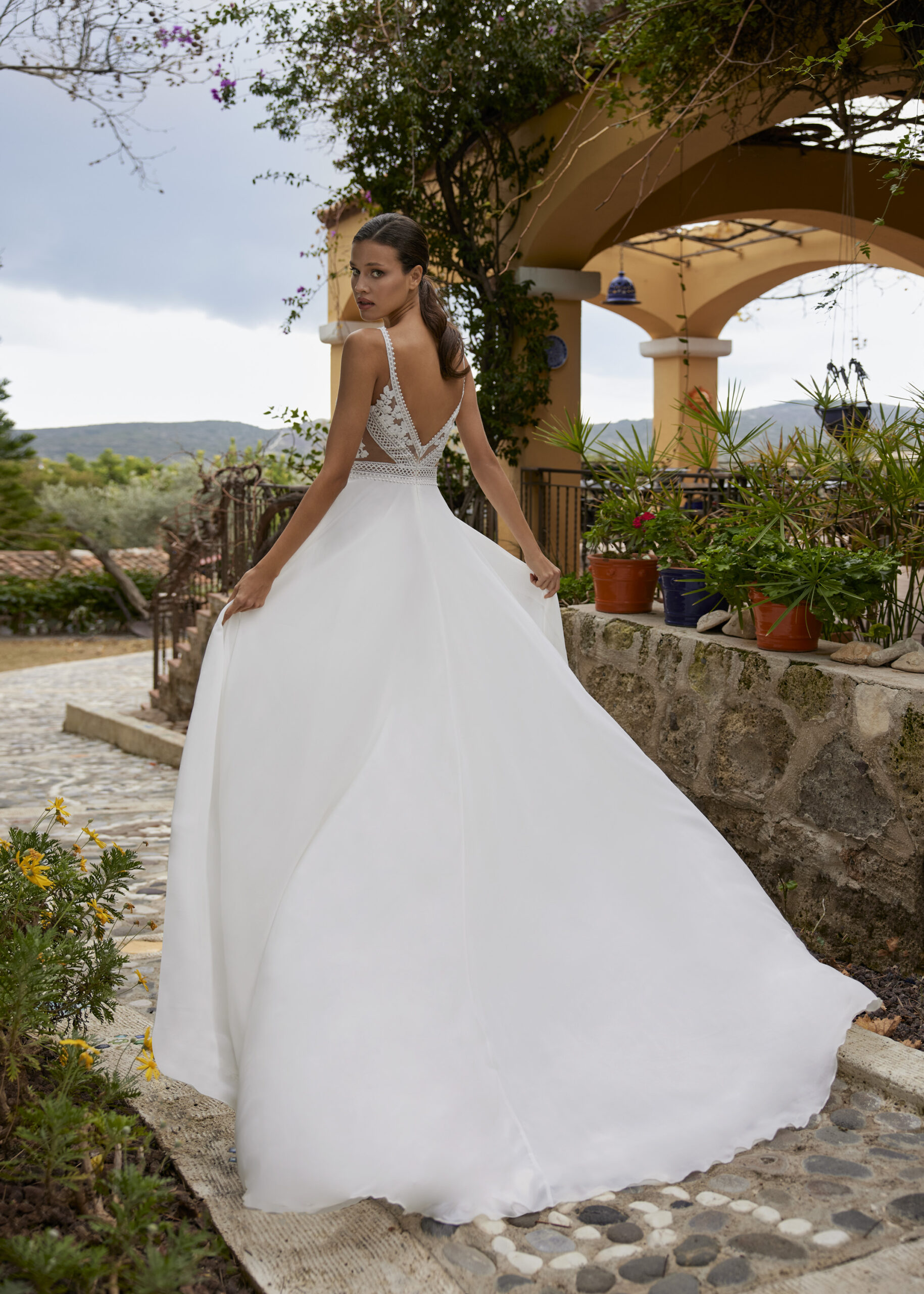 gbs-herve-paris-bridal-anne-brautkleid-my-freedom-collection image 2