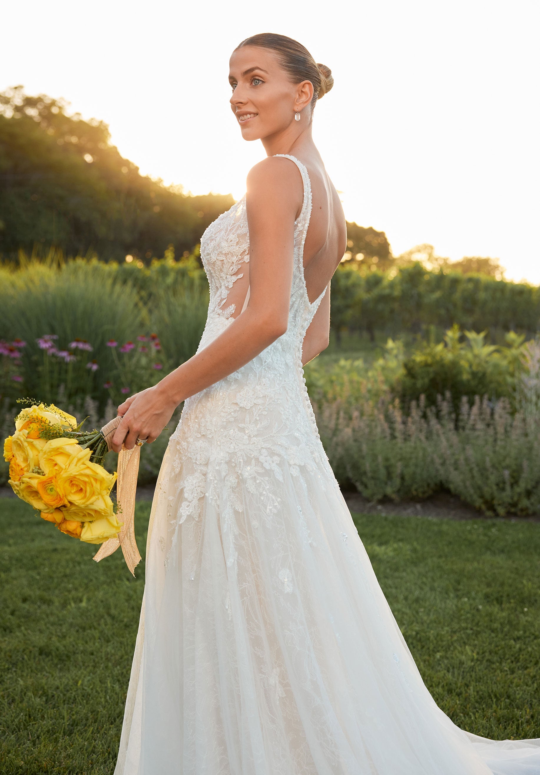 morilee-sutton-brautkleid-boho-a-linie-mit-botanik-spitze image 5