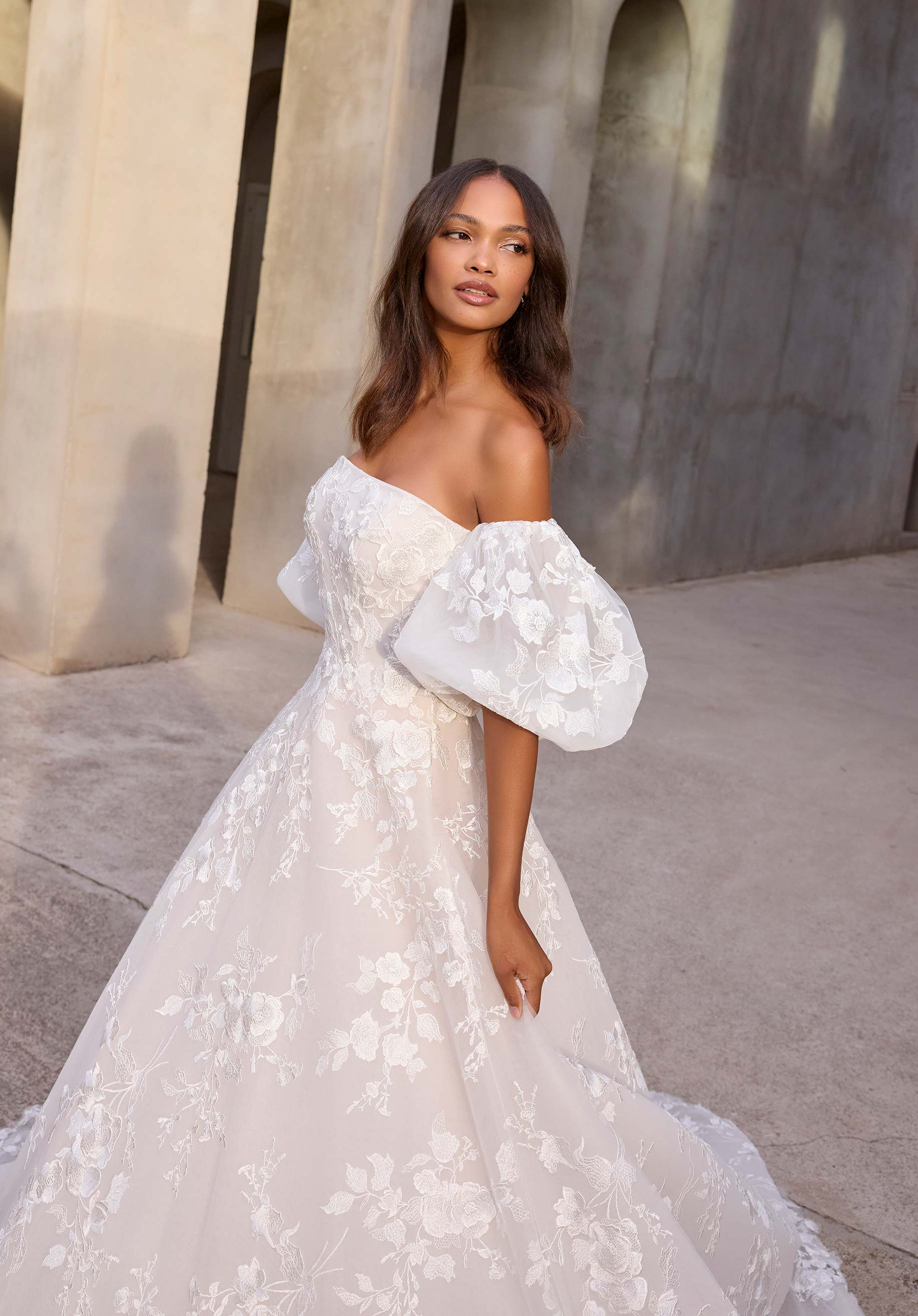 morilee-callyso-brautkleid-tr-gerlose-t-ll-ballkleid-in-ivory-champagne-porcelai image 3
