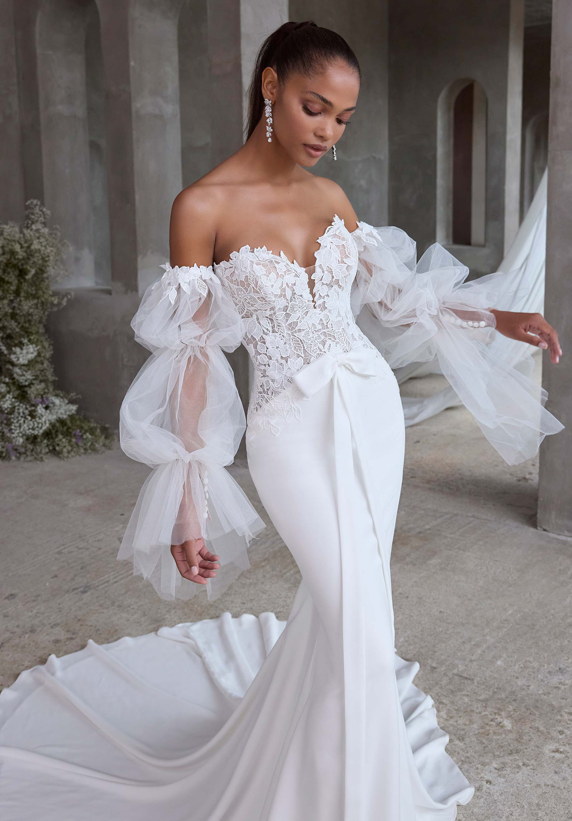 morilee-aine-brautkleid-fit-flare-mit-t-ll-rmeln-und-schleife image 2