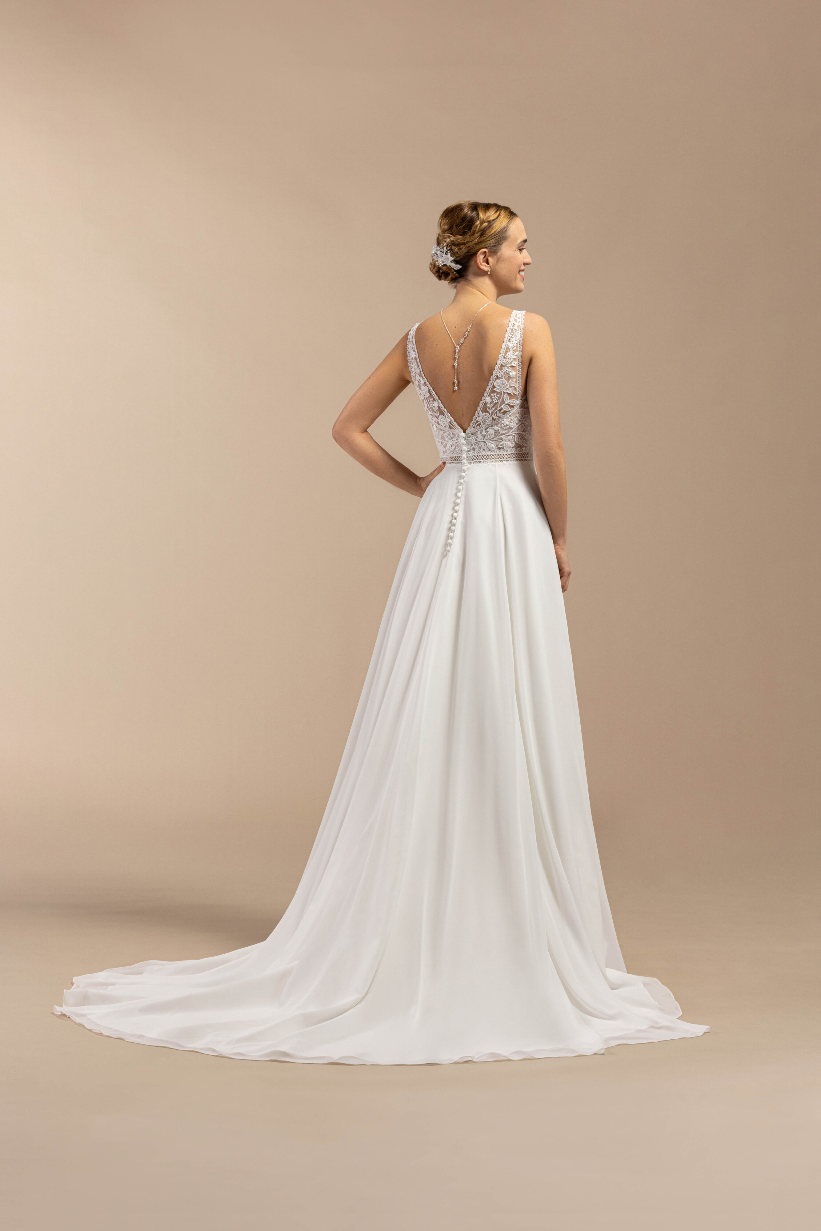 eglantine-bastia-brautkleid-in-ivoire-gr-34-62 image 3