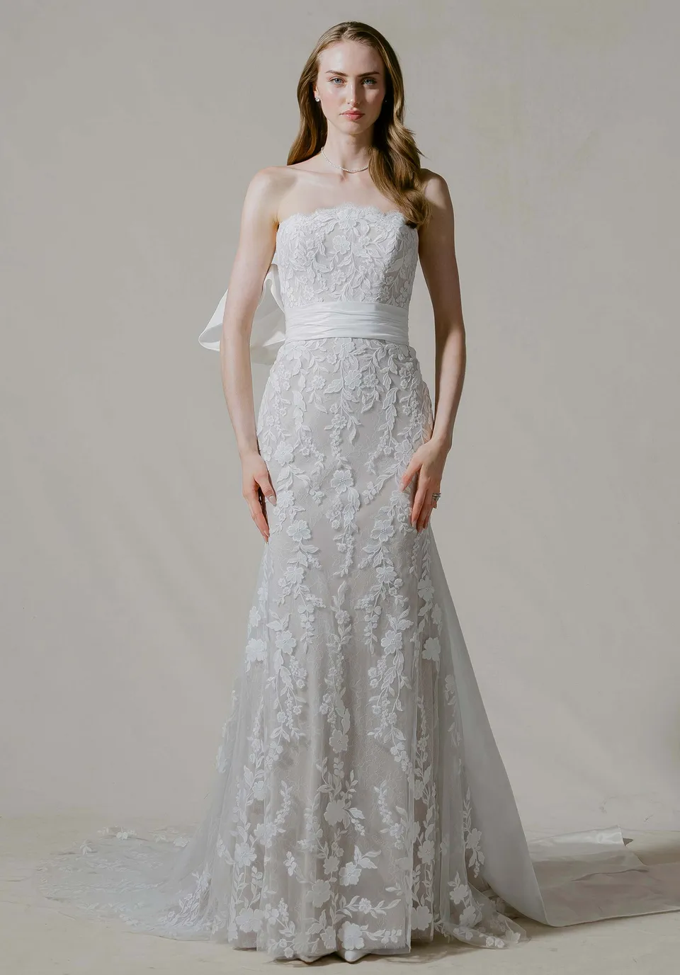 morilee-lysette-brautkleid-mermaid-chantilly-spitze image 1
