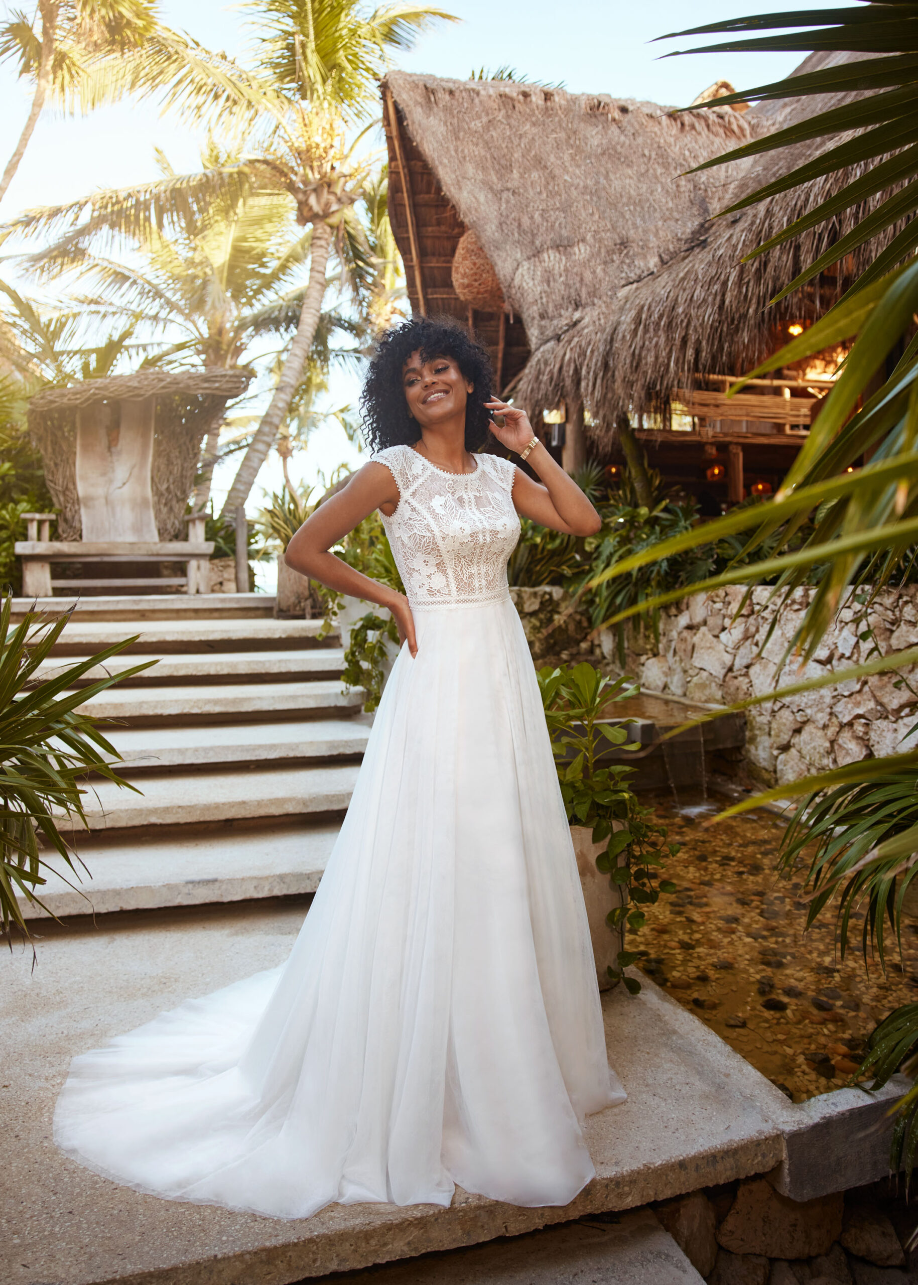 gbs-herve-paris-bridal-barella-brautkleid-mystical-collection image 1