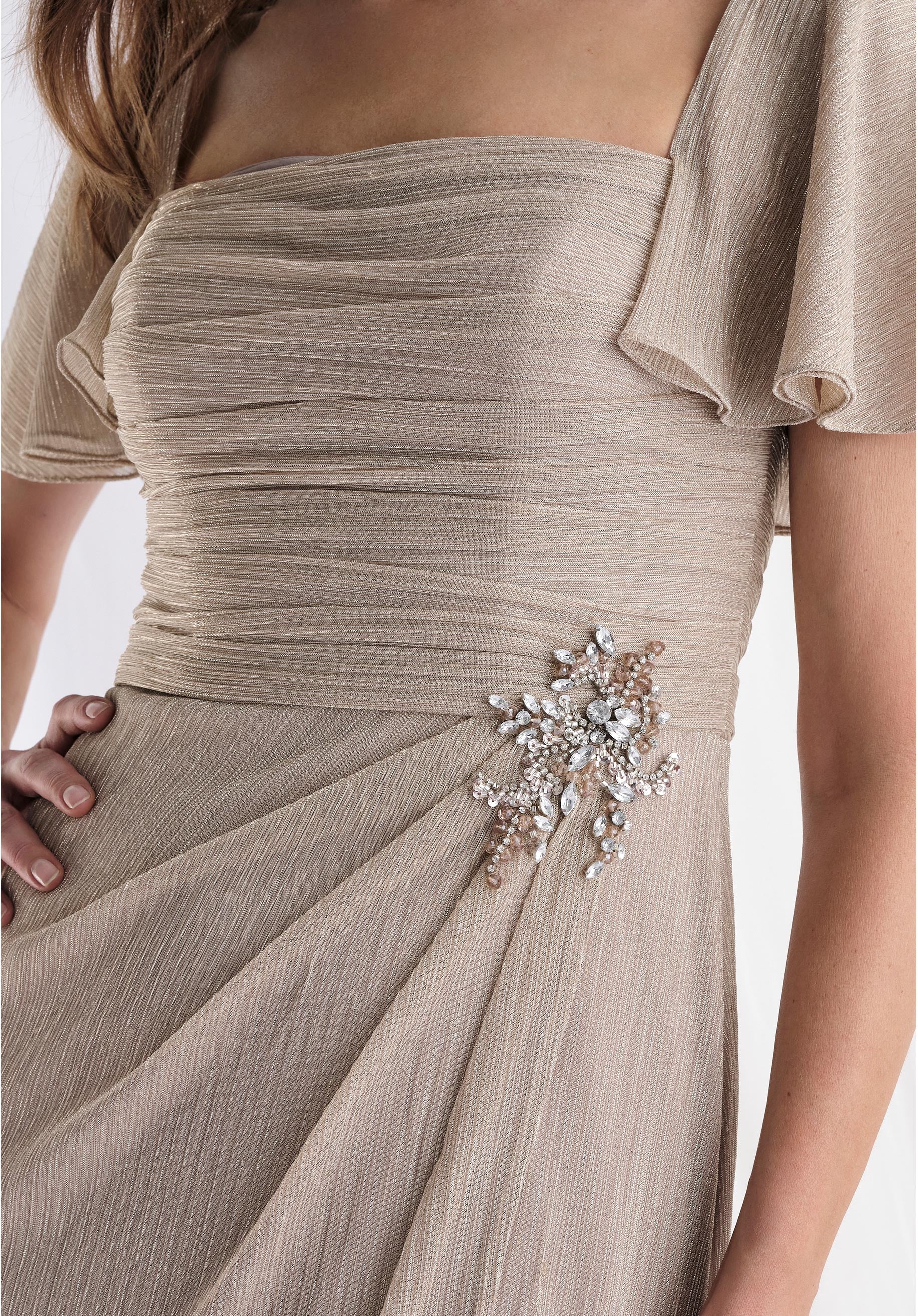 morilee-metallic-strick-abendkleid-drapiert-schlitz image 5