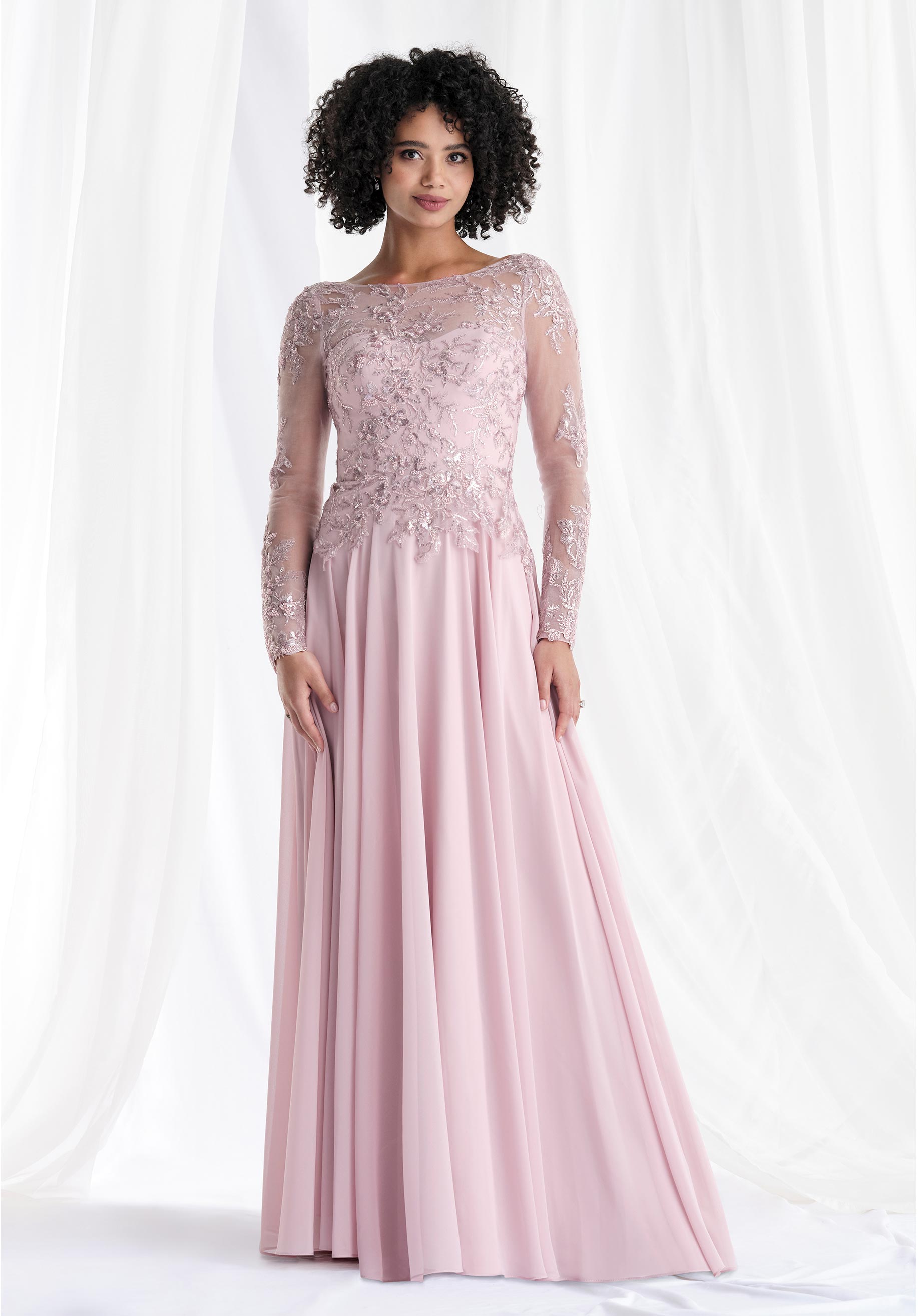 morilee-abendkleid-a-linie-chiffon-mit-illusions-perlenapplikation image 4