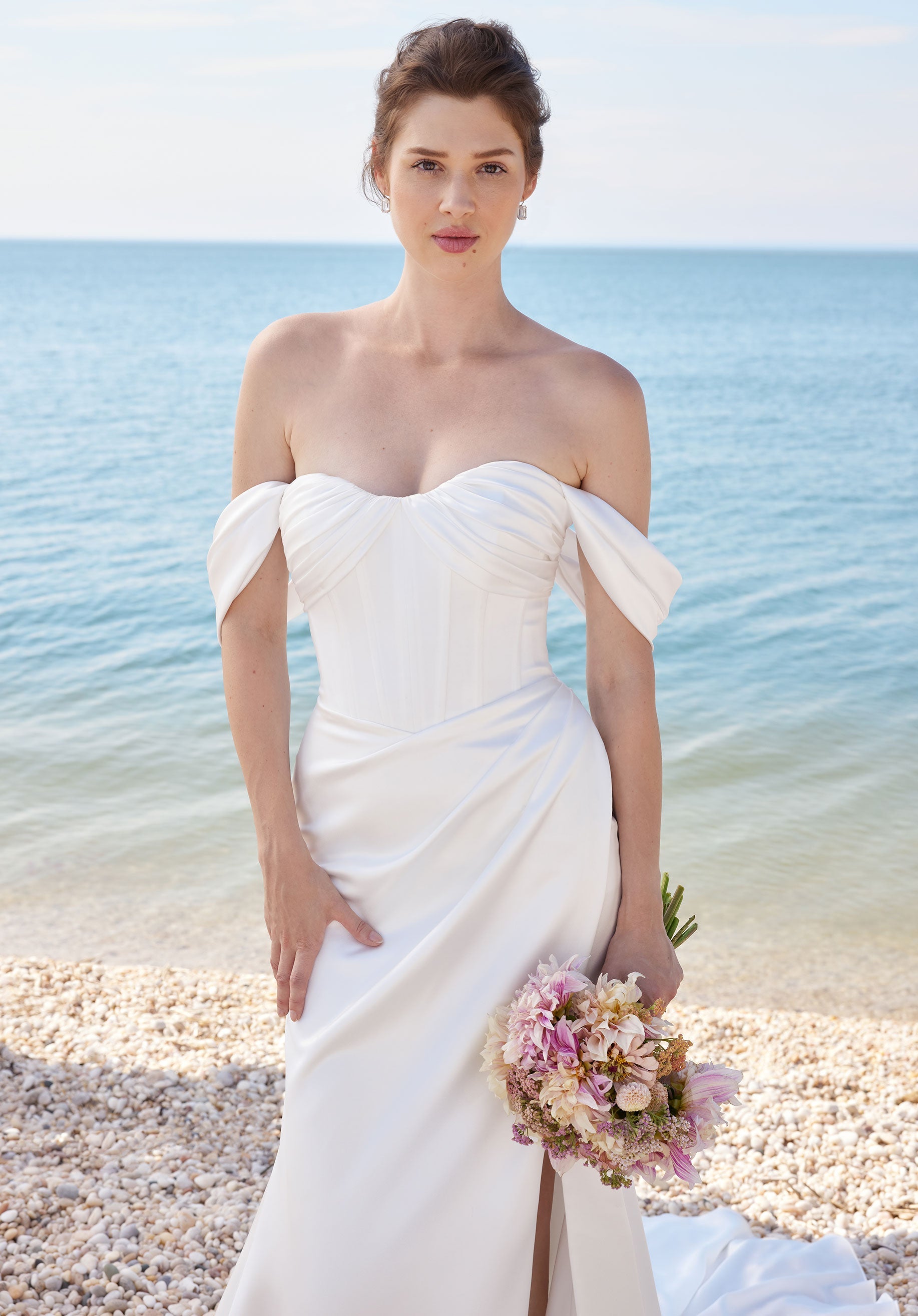 morilee-sherie-stretch-satin-brautkleid-mit-schlitz-und-abnehm-rmeln image 5