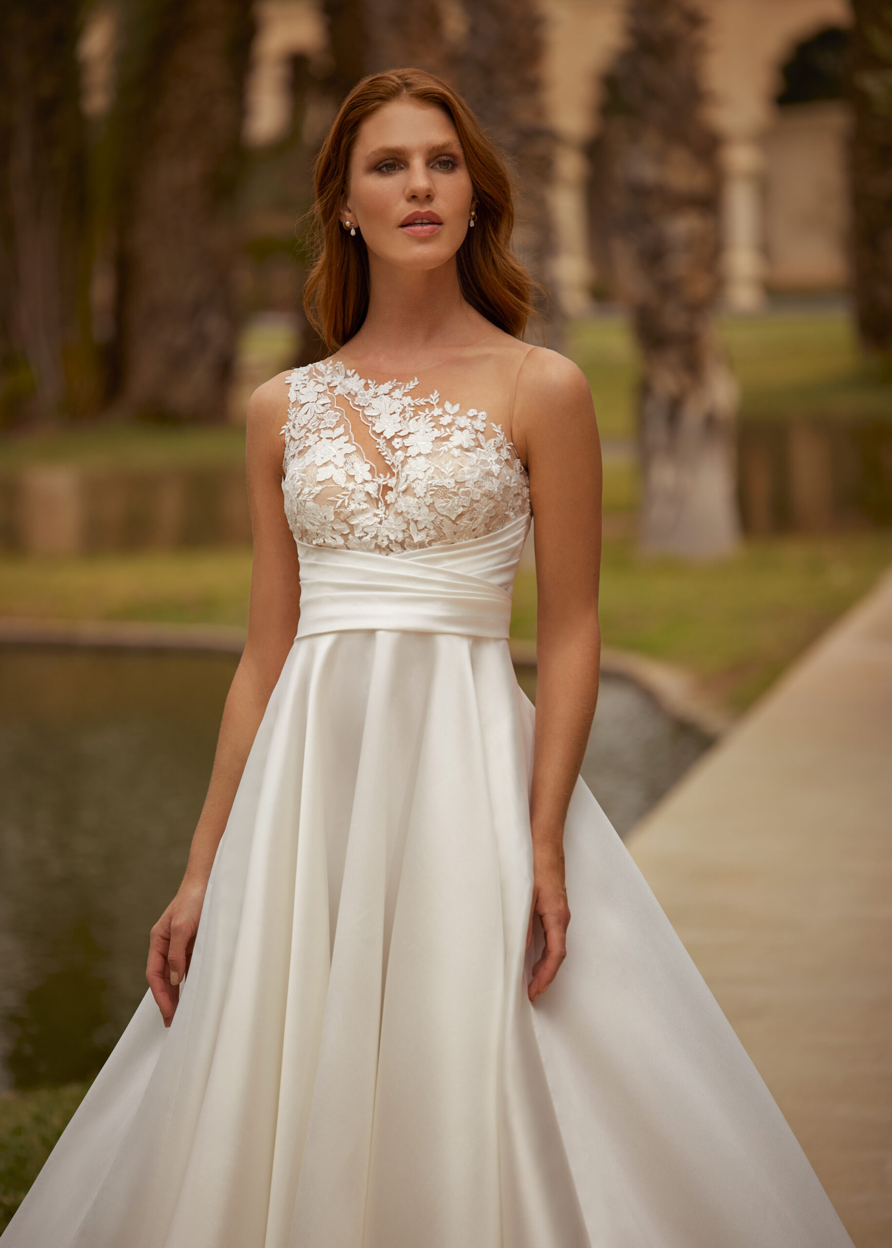 gbs-herve-paris-bridal-colbie-cherish-love-brautkleid image 4