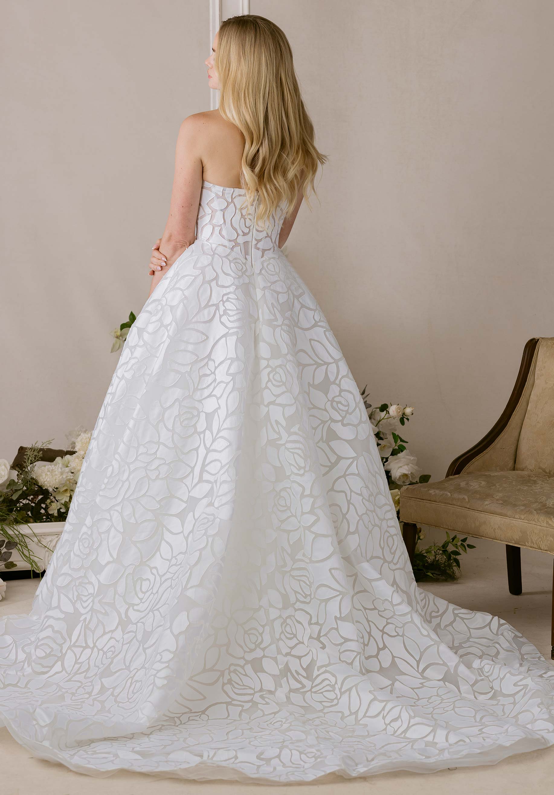 morilee-florine-brautkleid-ballkleid image 3