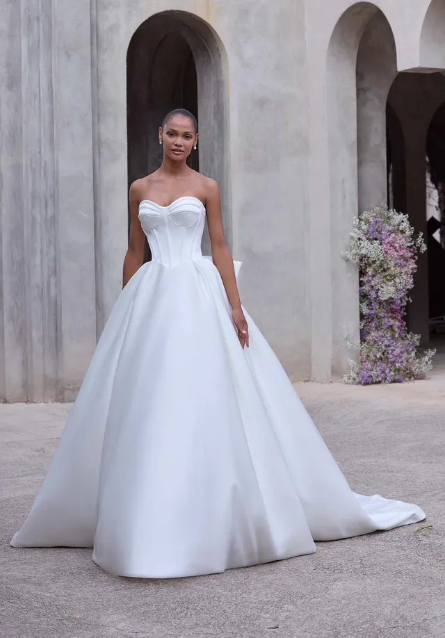 morilee-athene-brautkleid-tr-gerloser-satin-ballkleid image 1