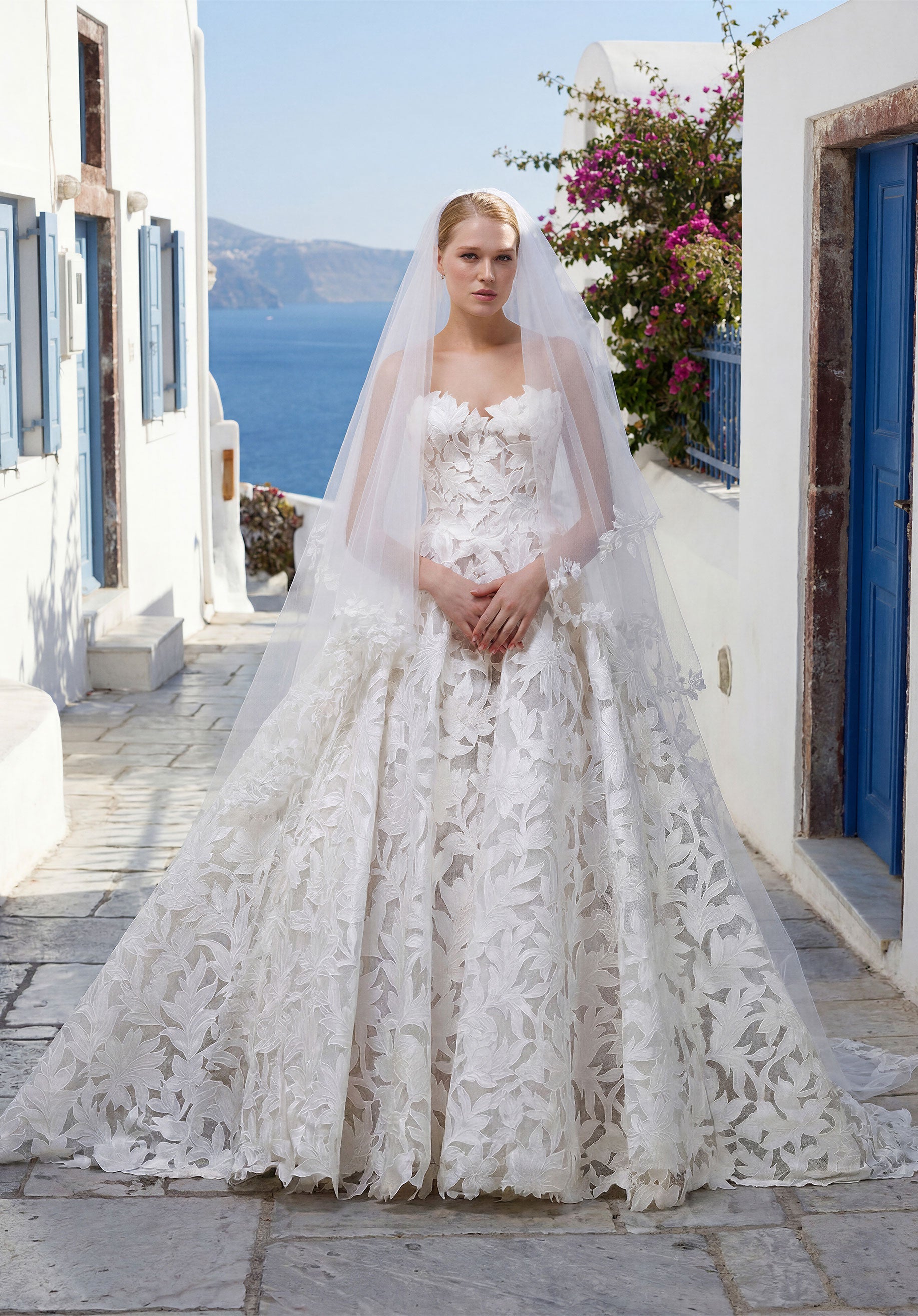 morilee-tovara-brautkleid-a-linie-satin-mit-laser-cut image 4