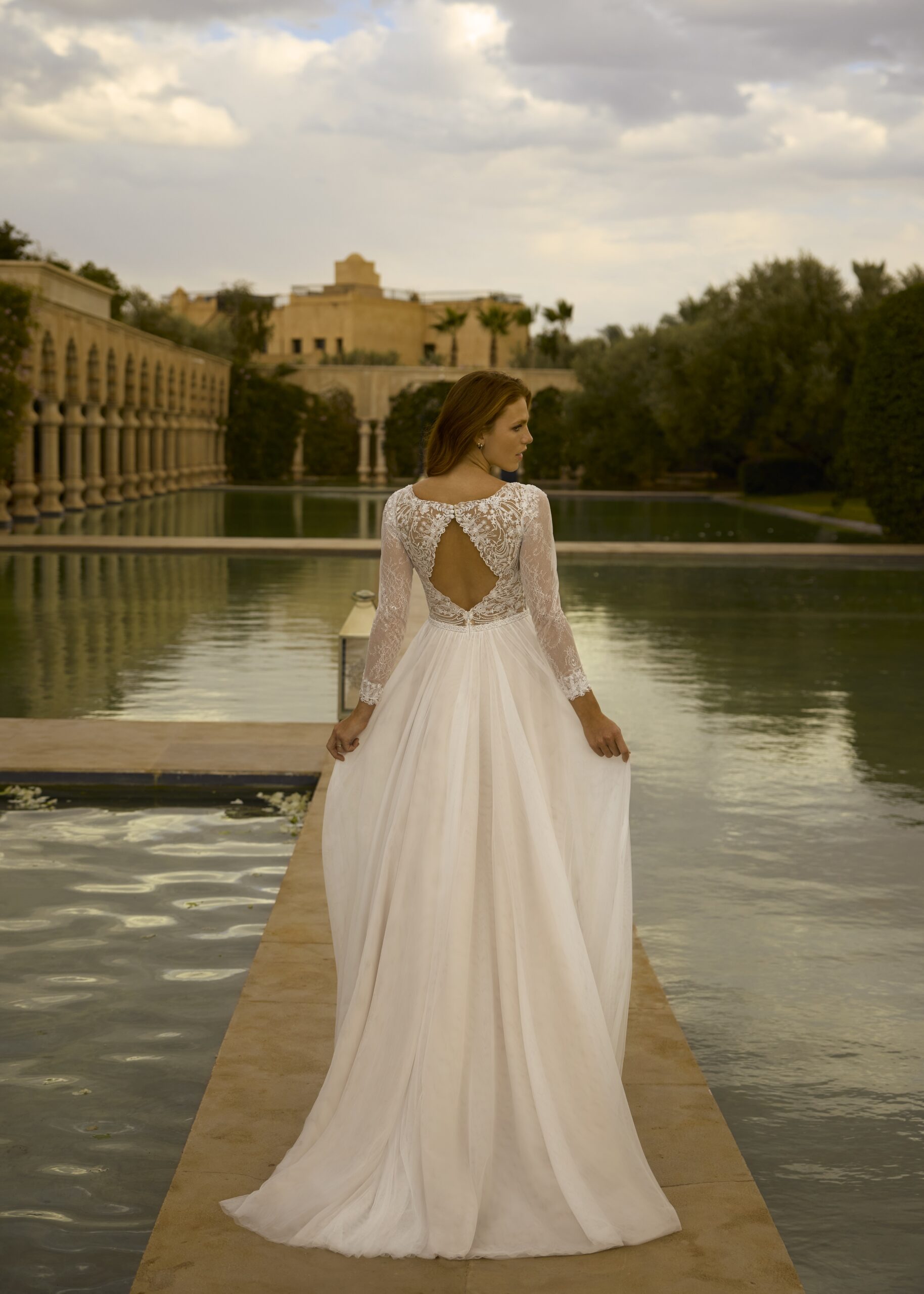 gbs-herve-paris-bridal-celia-brautkleid-cherish-love-collection image 2