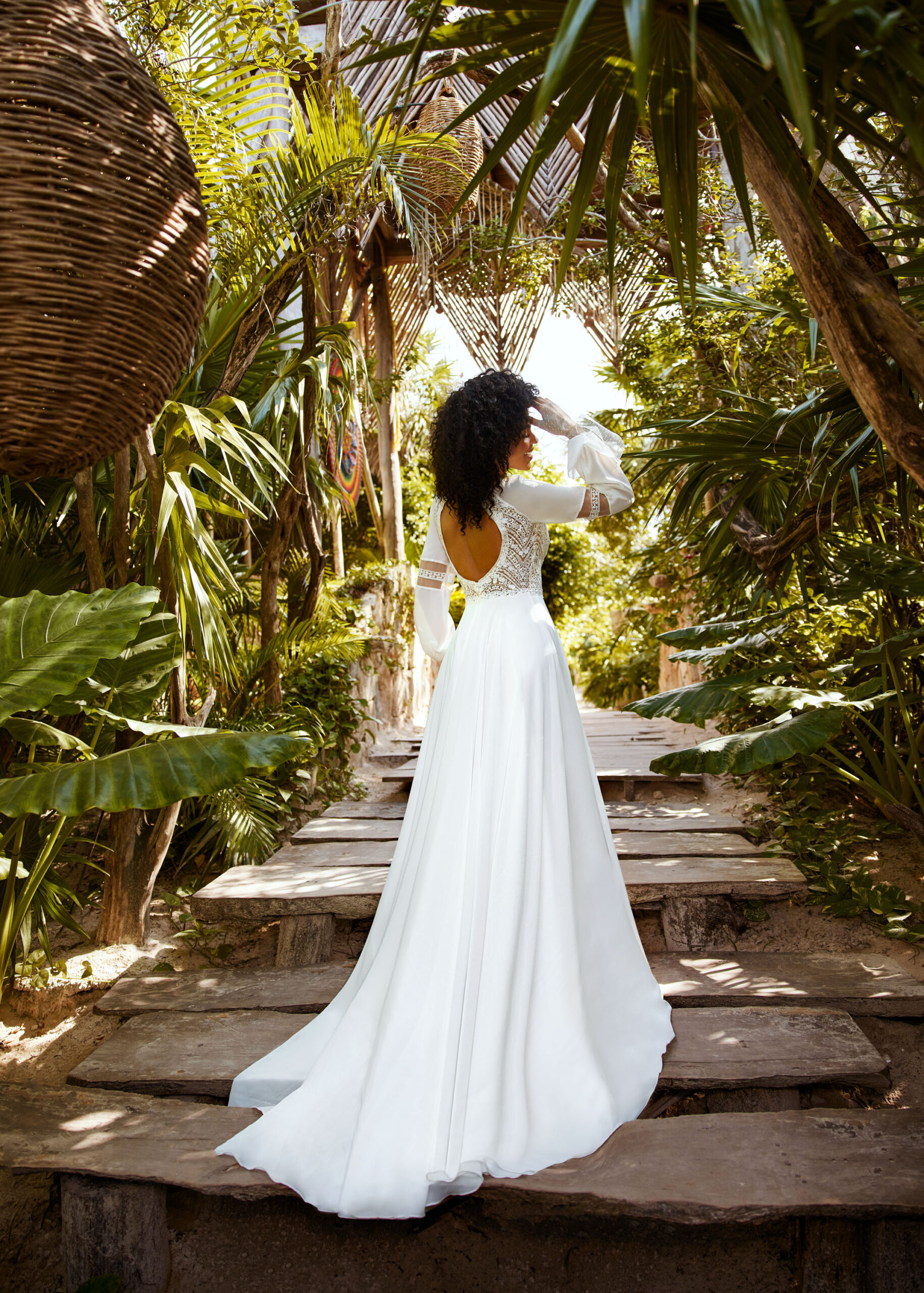 gbs-herve-paris-bridal-bibian-brautkleid-mystical-collection image 3