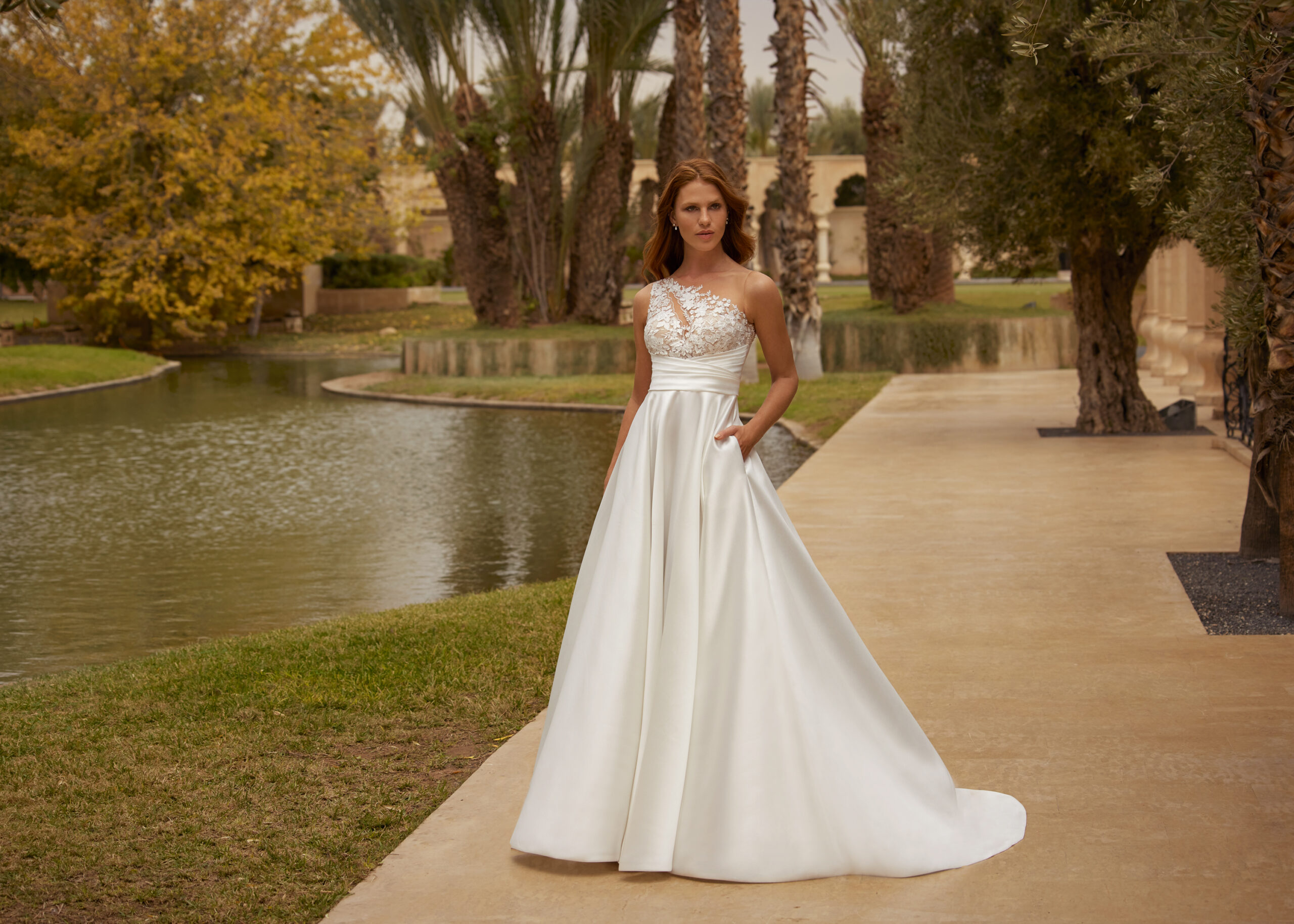 gbs-herve-paris-bridal-colbie-cherish-love-brautkleid image 3