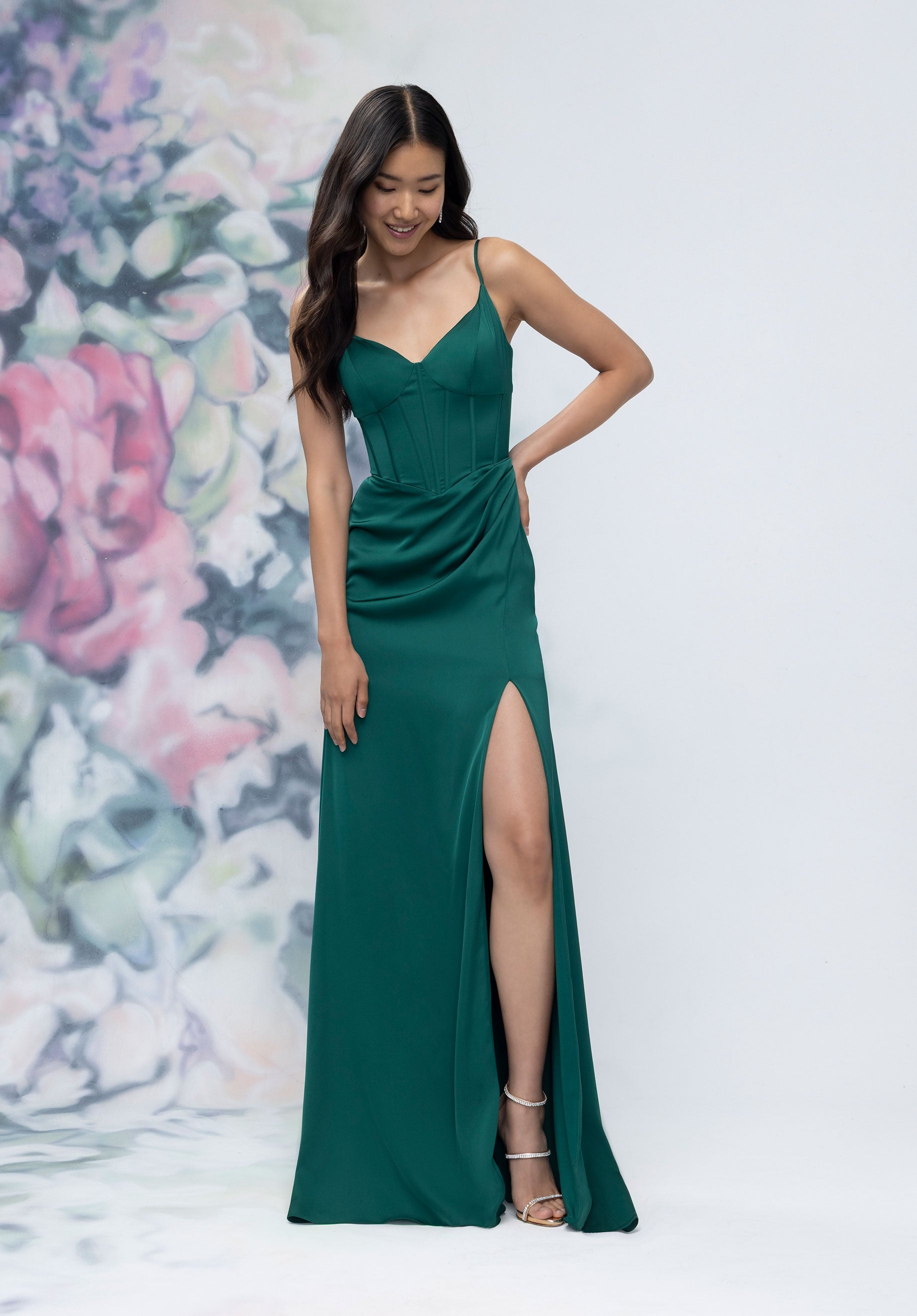 morilee-luxe-satin-brautjungfernkleid-basque-taille-mit-st-bchen image 3