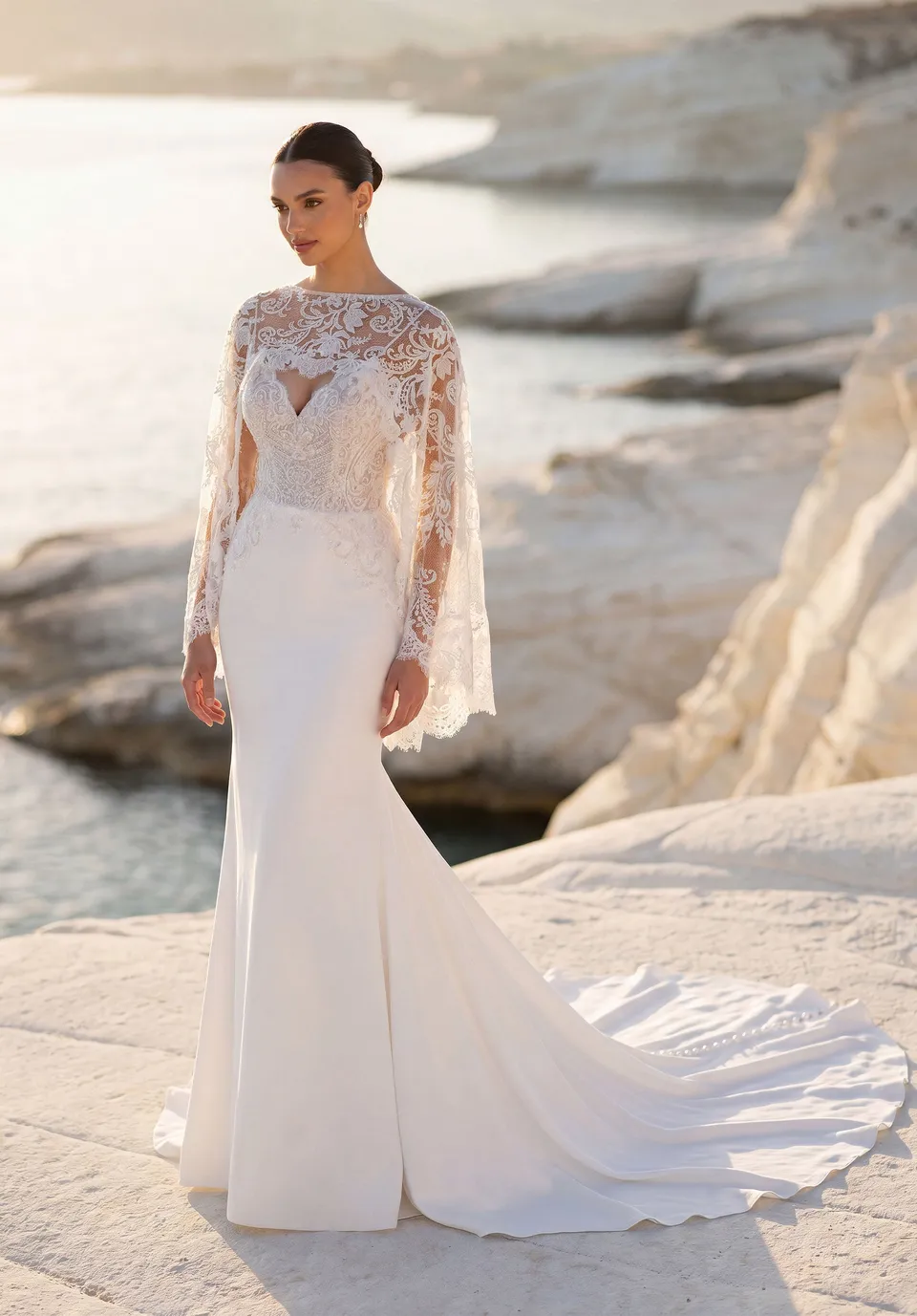 morilee-trin-brautkleid-fit-and-flare-v-ausschnitt-stretch-crepe-satin-niedriger image 1