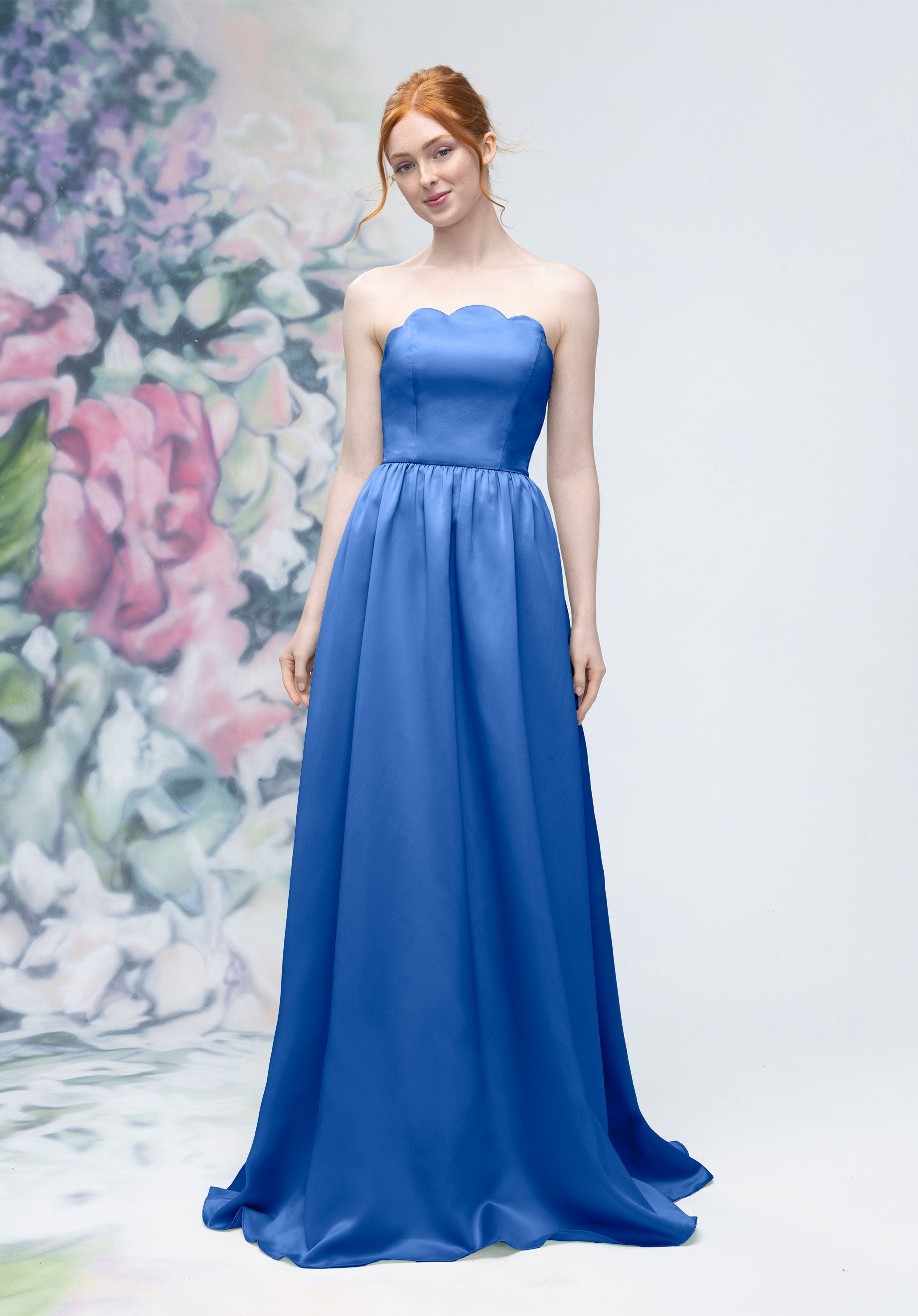 morilee-scallop-strapless-satin-a-linie-brautjungfernkleid image 5