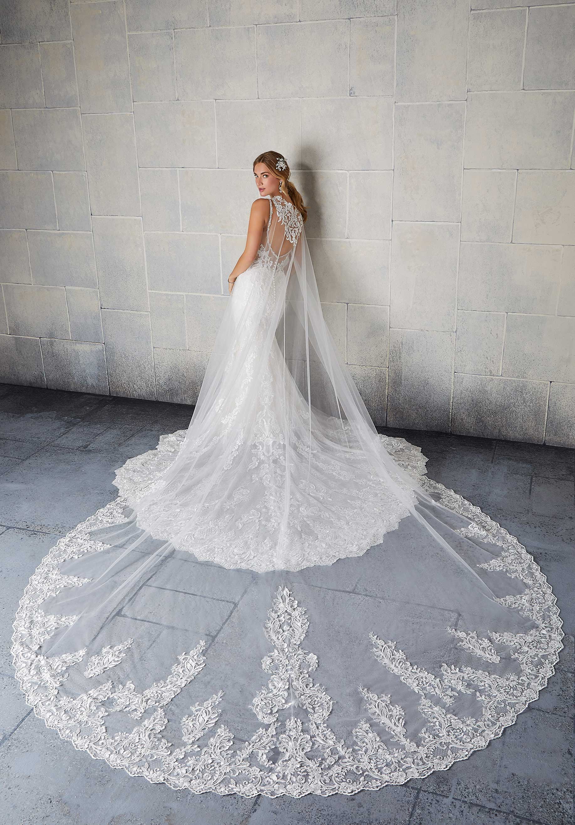 morilee-t-ll-cape-mit-frosted-spitzenbesatz-brautcape image 1