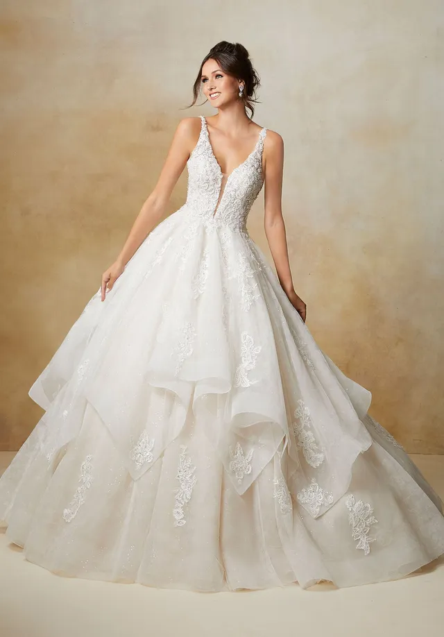 morilee-sage-brautkleid-glitzer-ballkleid-mit-schleppe image 1